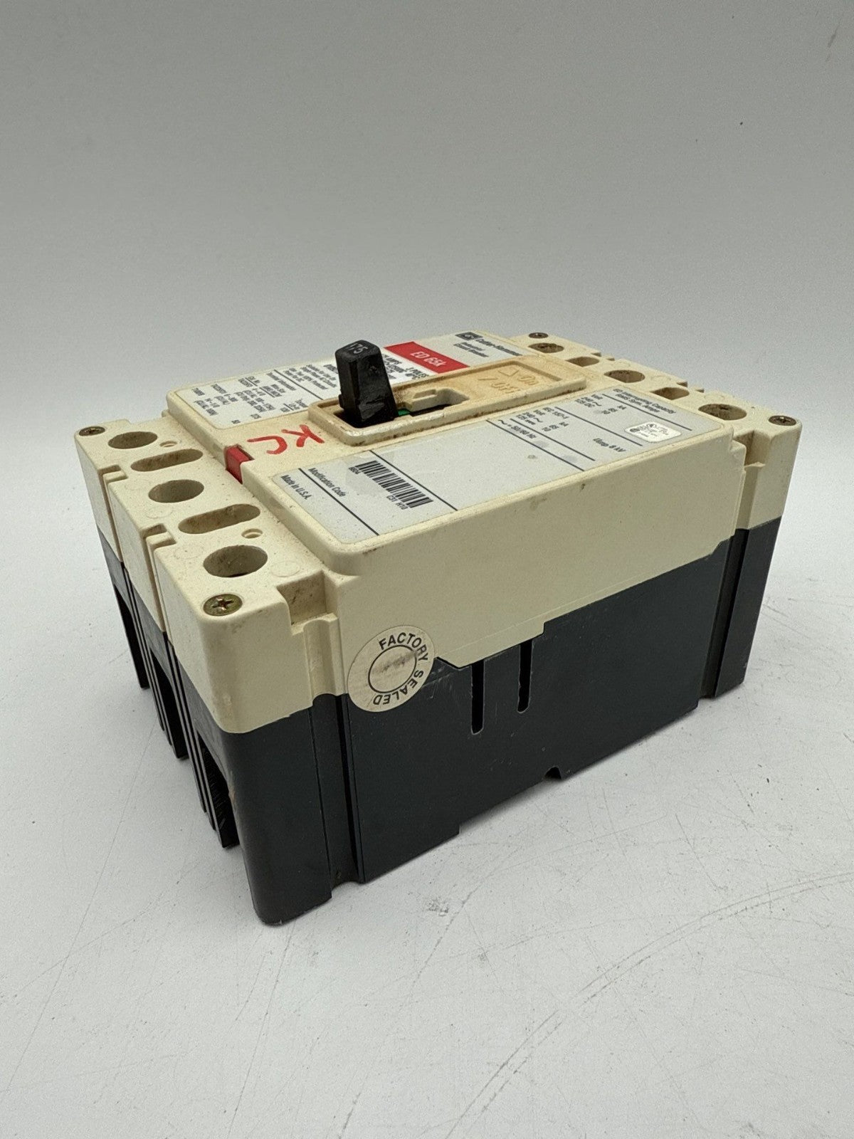 Cutler Hammer ED3175 Circuit Breaker 175A 3P 240V 3PH ED 65k 175 Amp 3 Pole Used