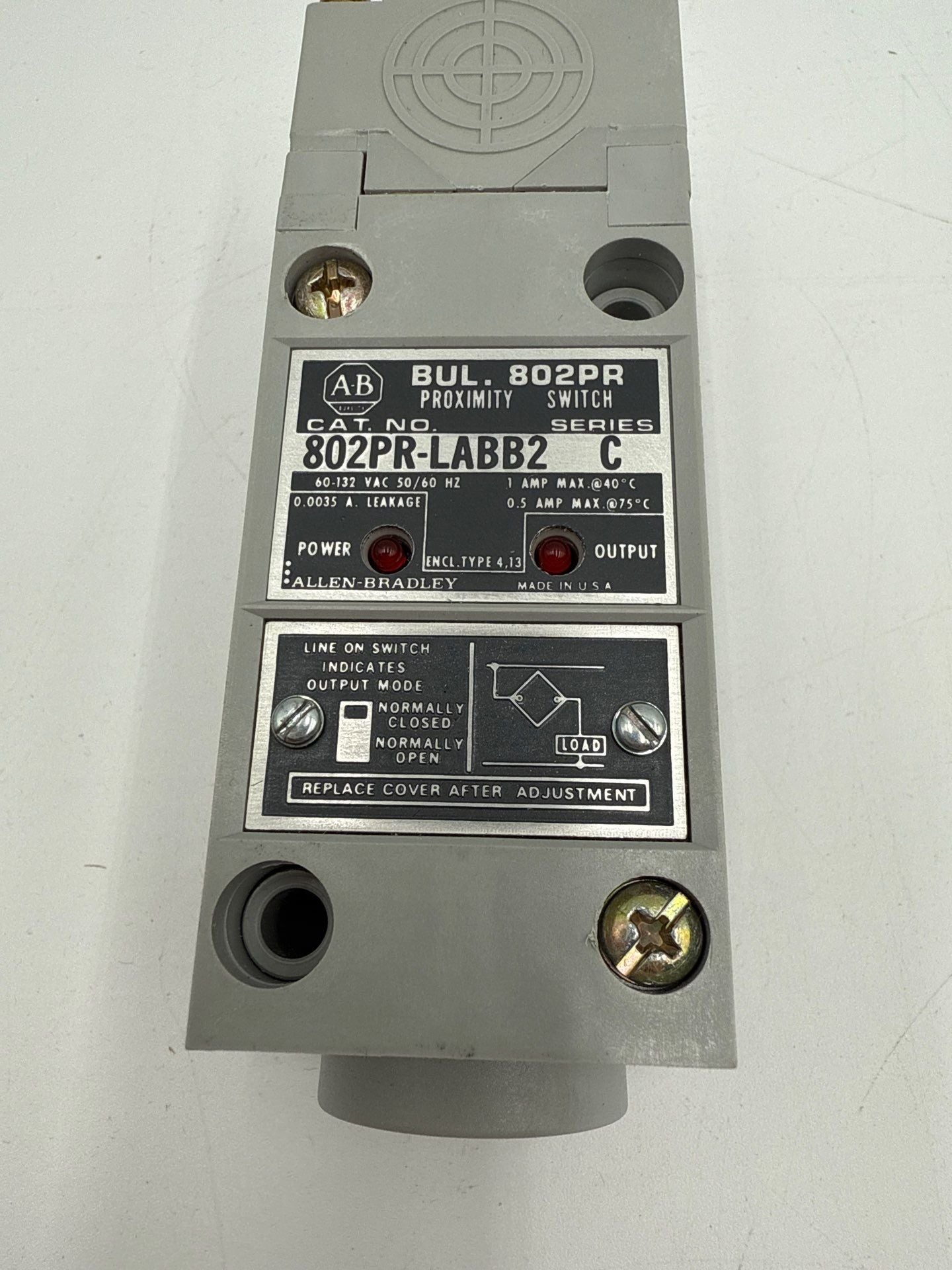 Allen-Bradley 802PR-LABB2 Ser C Contained Proximity Switch 60-132VAC New