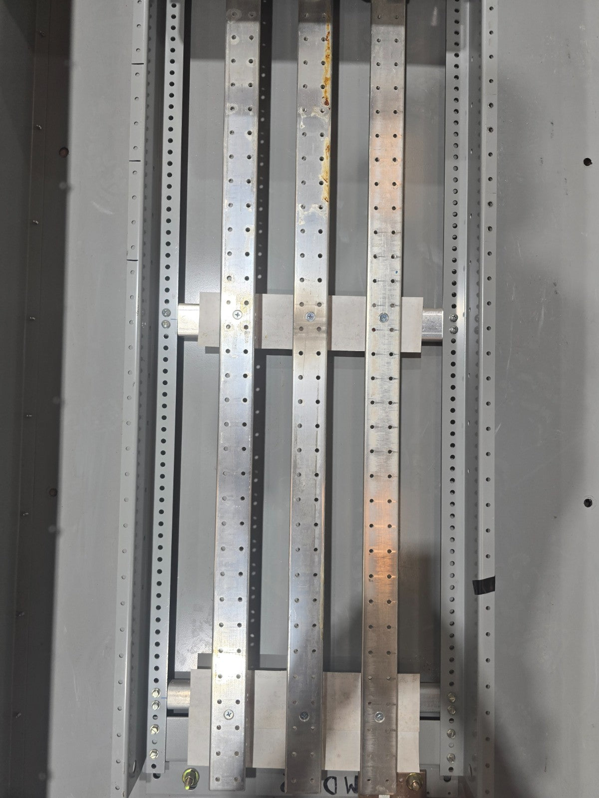 Eaton PRL4 Panelboard 800A 480V 3PH 3W MCB Panel 800 Amp HMDL3800 Indoor BX3673 Used