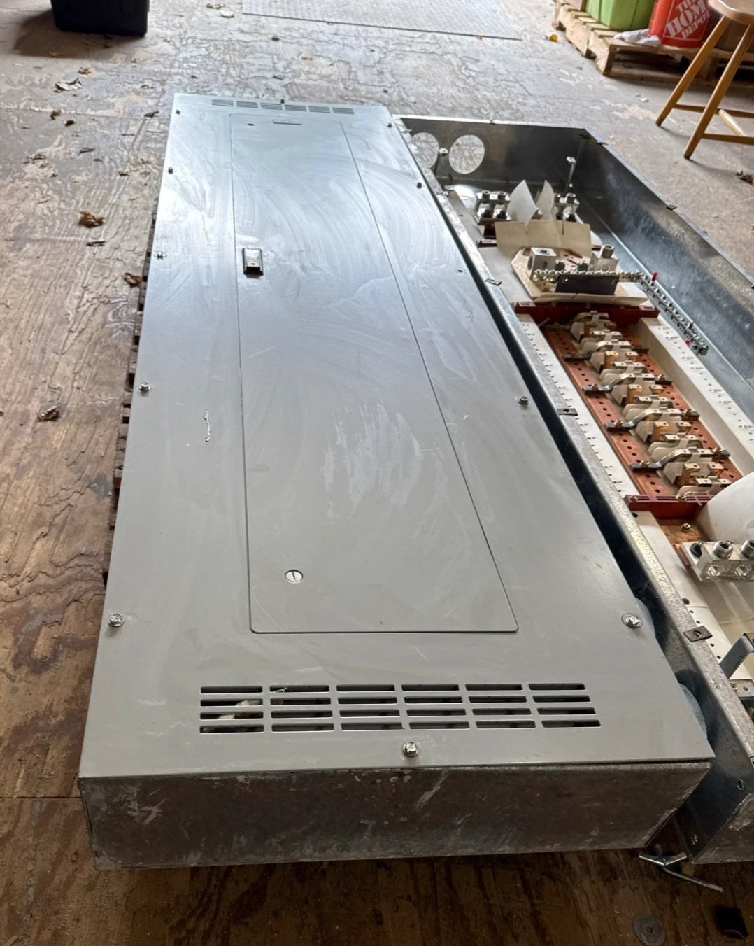 CH PRL3A Panelboard 600A 480/277V 3PH 4W MLO Panel 600 Amp Indoor YS2072 Used