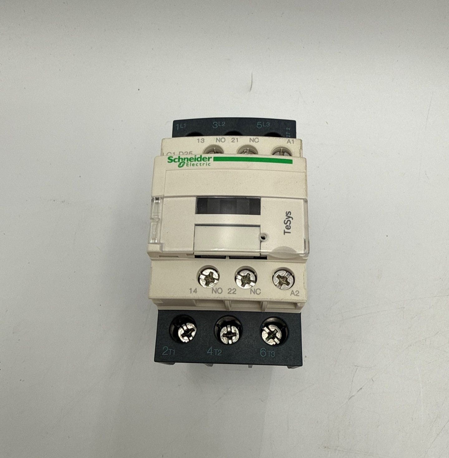 Schneider LC1D25T7 Contactor 25A 3P Coil 480VAC Non-Reversing 15HP at 480V New