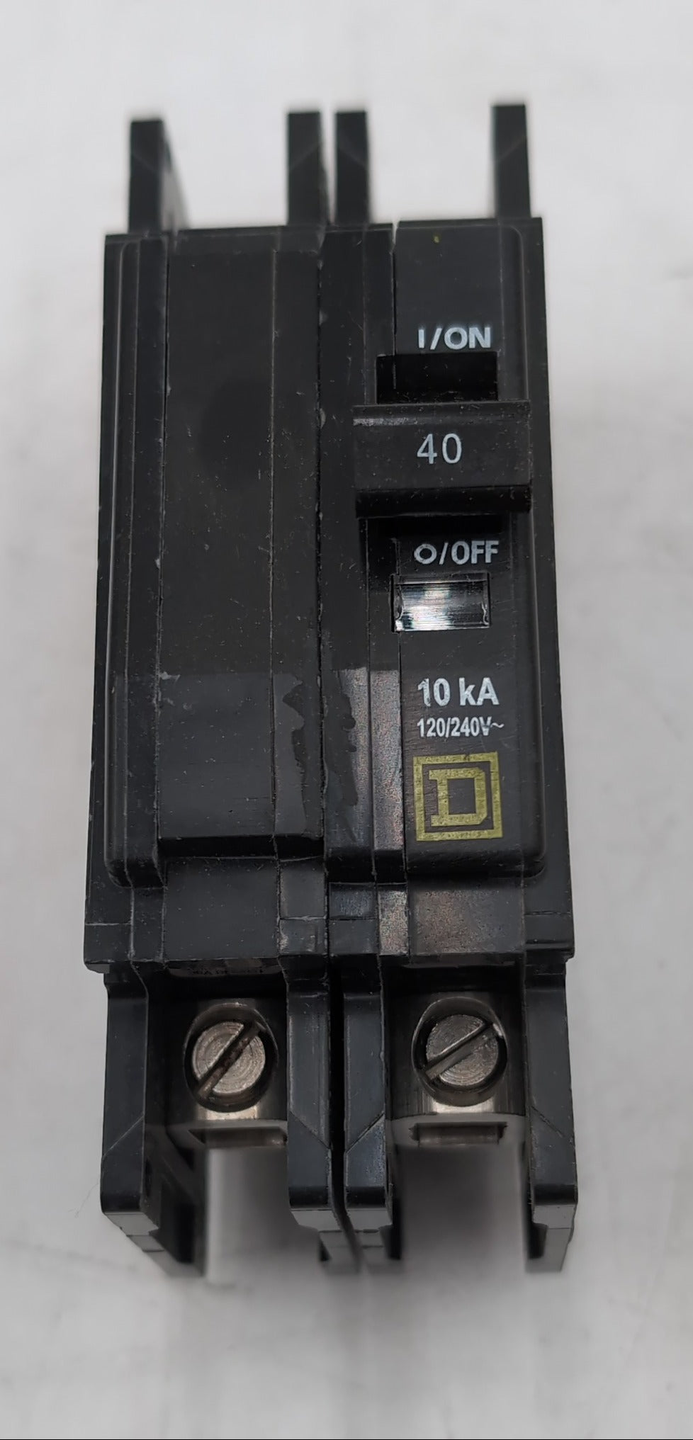 Square D QOU240 Miniature Circuit Breaker 40 Amp 2-Pole 120/240V Unit Mount New New