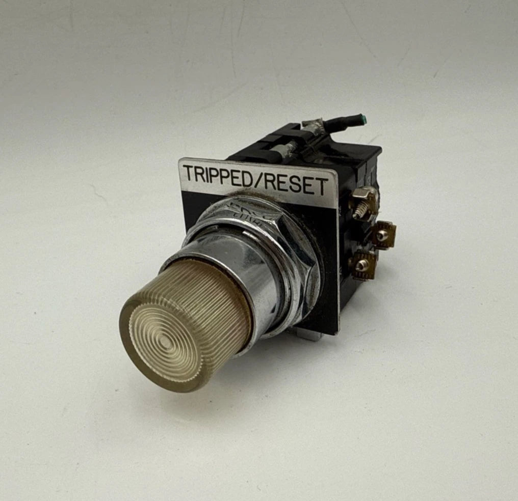Cutler Hammer 10250T Pushbutton Illuminated Contro Trip Reset 10250T476C25-1 Used