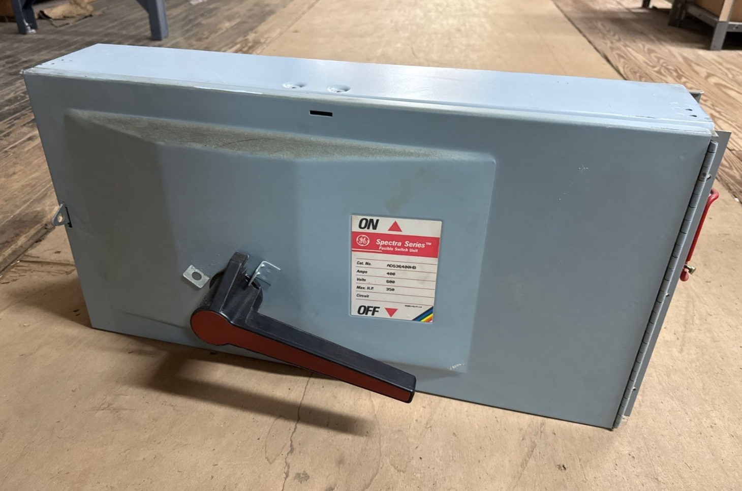 GE ADS36400HB Fusible Panelboard Switch 400A 3P 600V 350HP 400 Amp Spectra Serie New