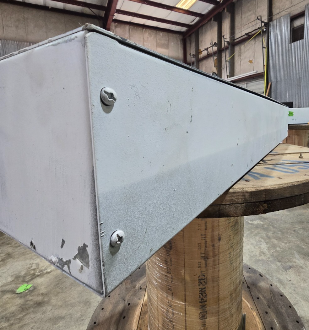 Square D NF Panelboard 250A 600/347V 3PH 4W MLO 250 Amp Panel 42 Cir Indoor MH44 Used