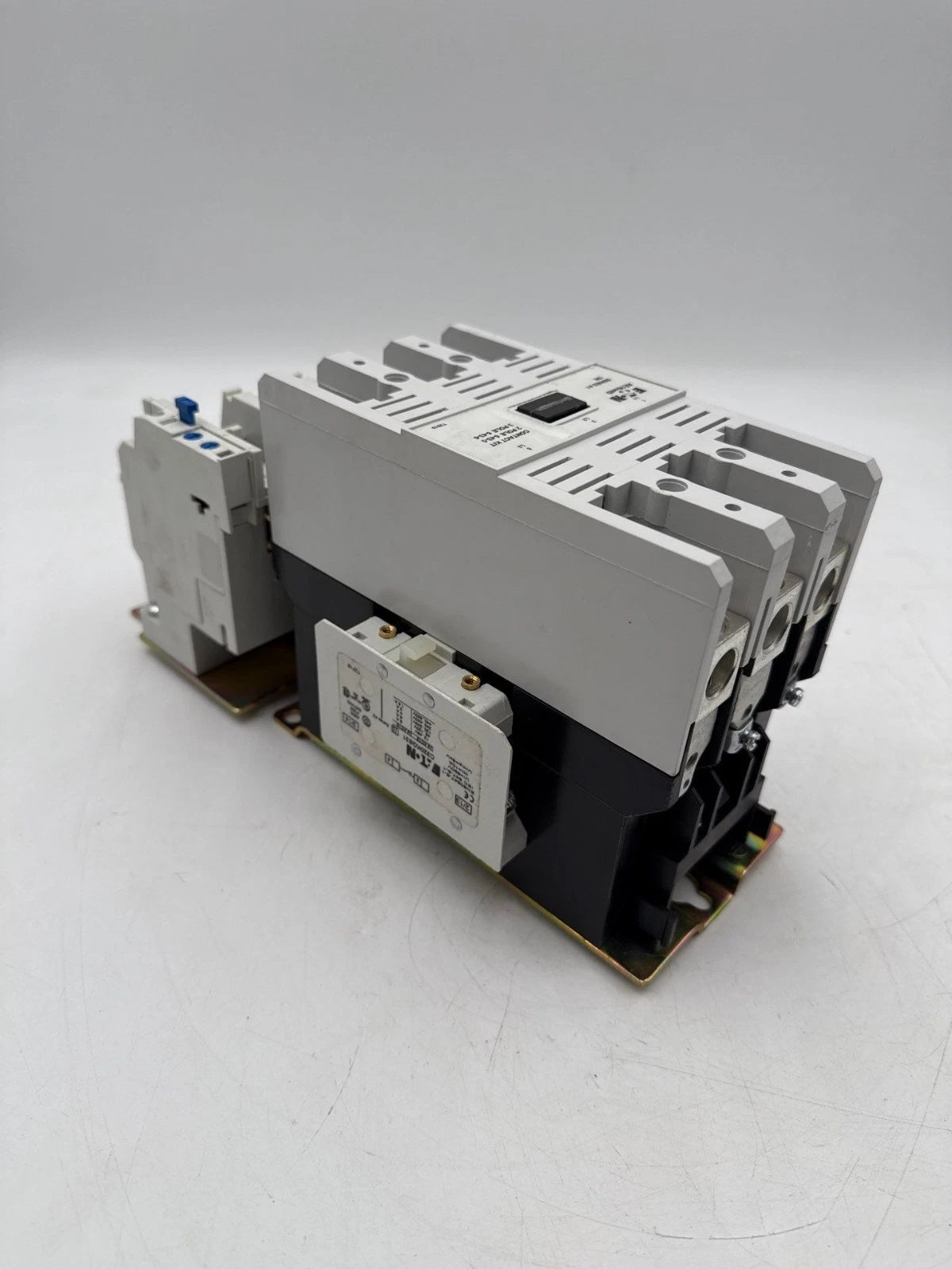 Eaton AE16NN0 Starter 140A 3P 600V 125 HP Coil 110-120V Overload 10-6530-3 Used