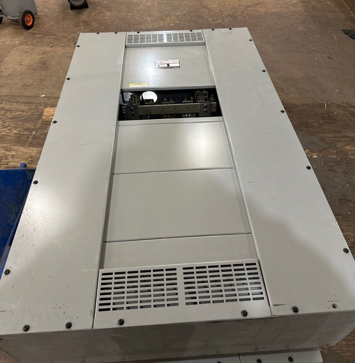 Siemens S5 Panelboard S5C60ML800ATS 800A 208Y/120V 3PH 4W Main Lug MLO 800 Amp P506 P505 Used