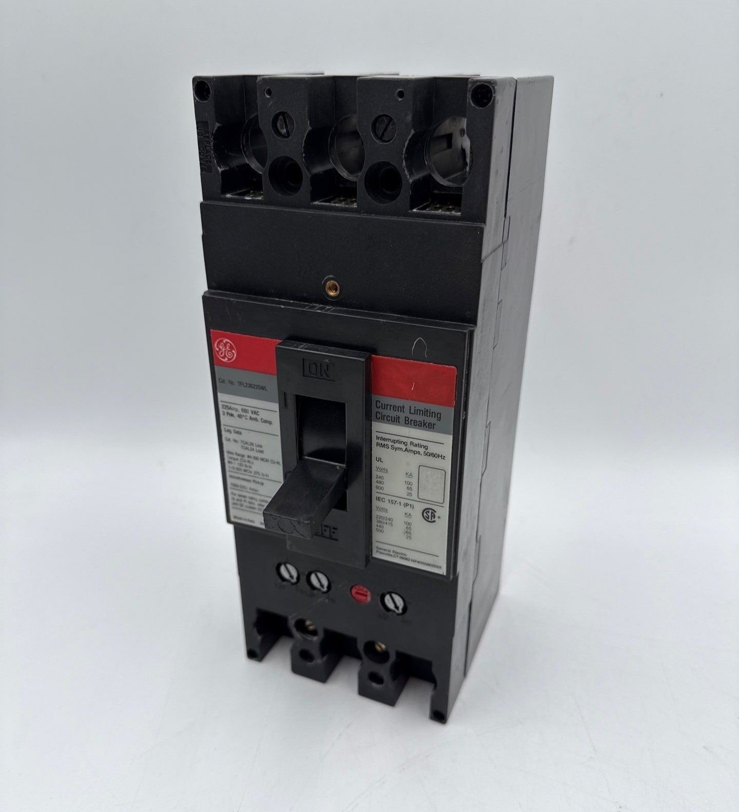 GE TFL236225WL Circuit Breaker 225A 3P 600V 3PH TFL 225 Amp 3 Pole Used