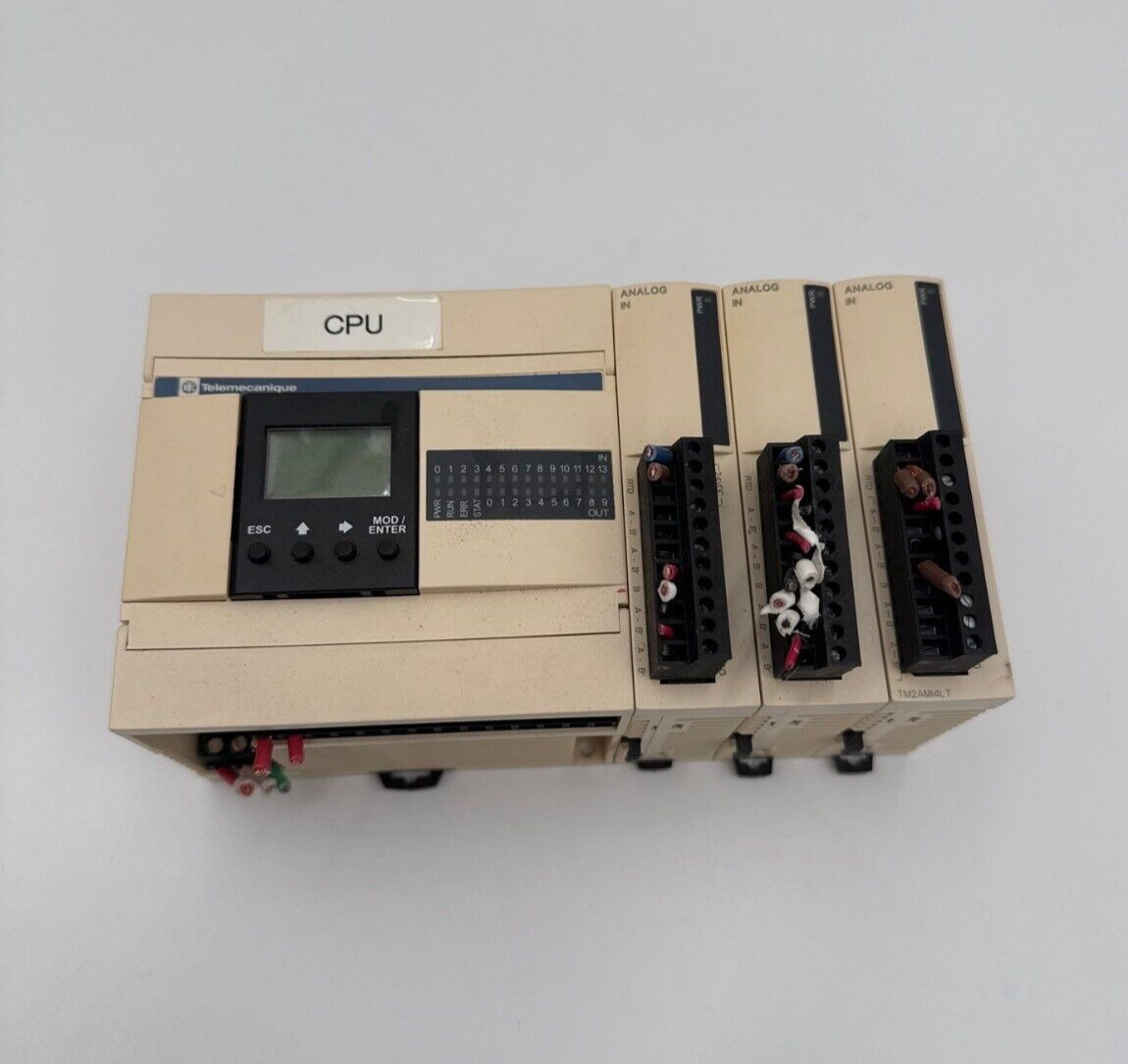 Schneider Electric TWDLCAA24DRF Used