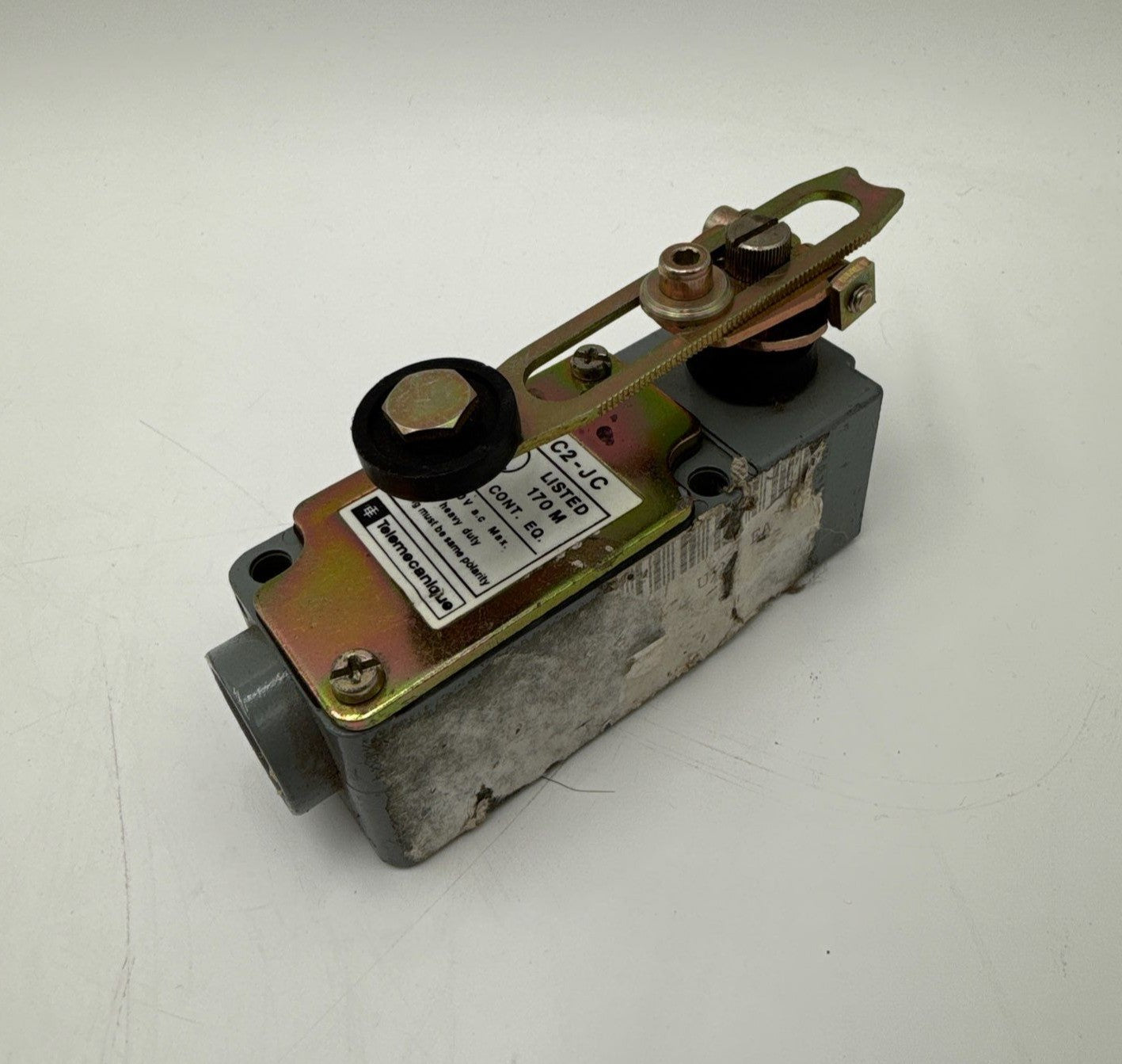Telemecanique XC2-JC Limit Switch Rotary Operator 1NO-1NC 250VAC Used