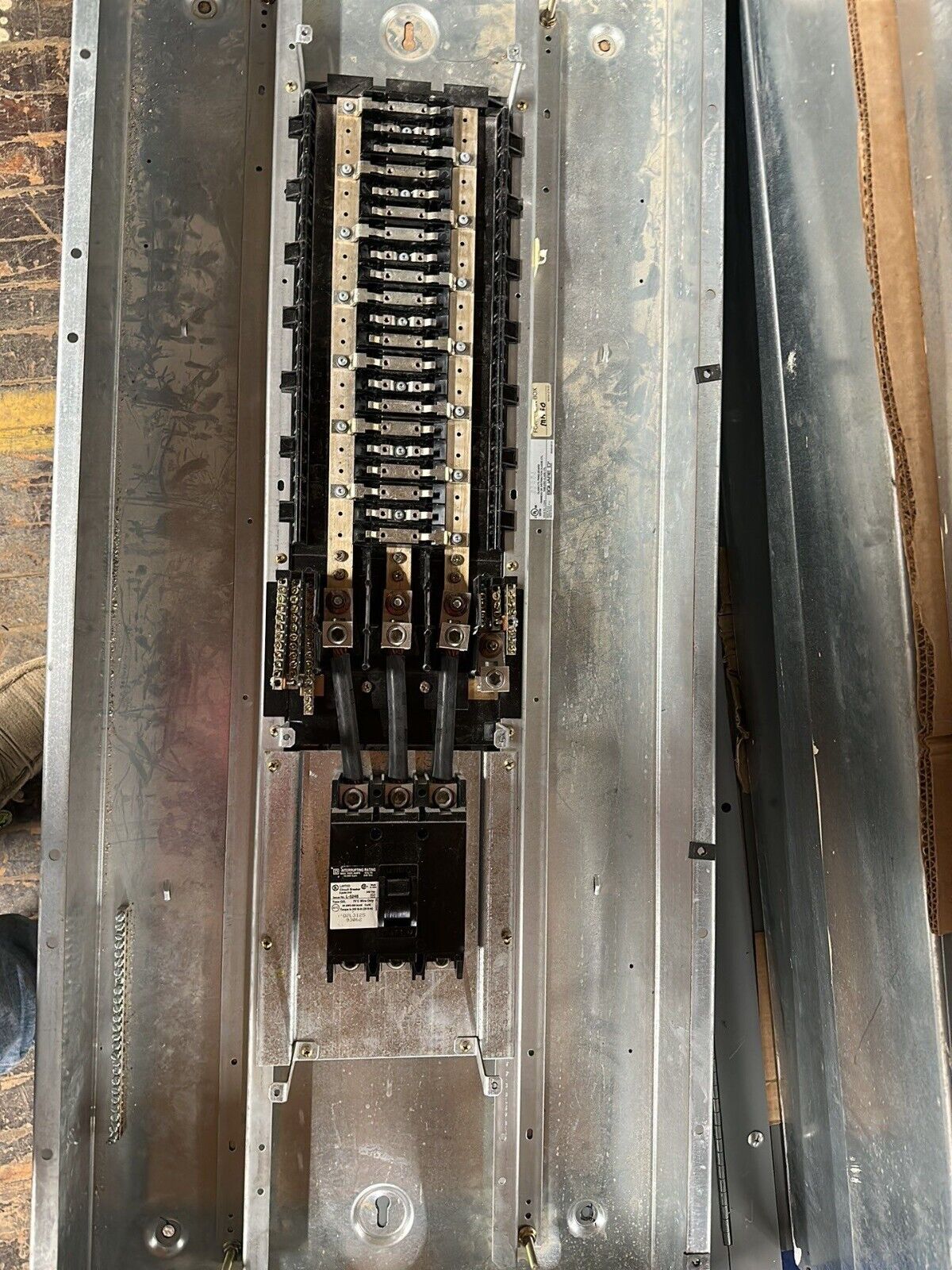 Square D NQOD Panelboard 125A 208Y/120V 3PH 4W 125 Amp 42 Cir Main Q2L3125 MCB P252 Used