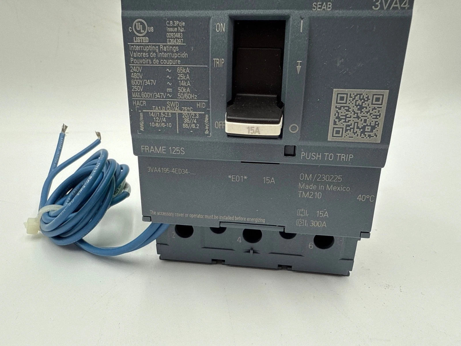 Siemens 3VA4195-4ED34-0AA0 Circuit Breaker 15A 3P 600V 3VA9978-0BL32 Shunt Trip New