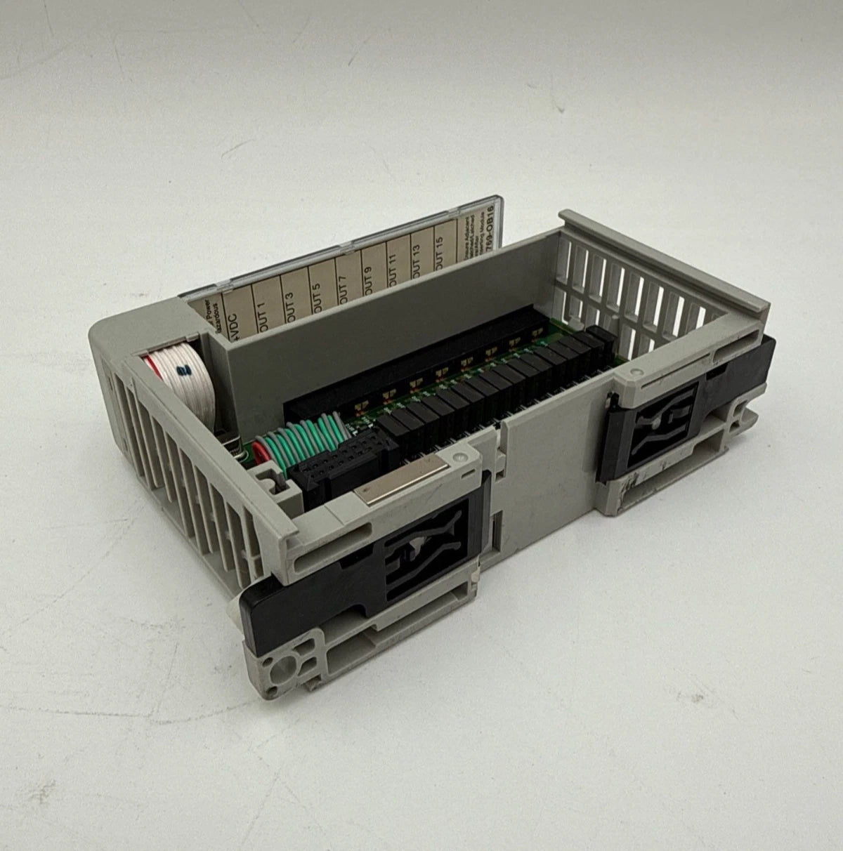 Allen Bradley 1769-OB16 Compact I/O Output Module Ser B 3.1 16 Point 17690B16 Used