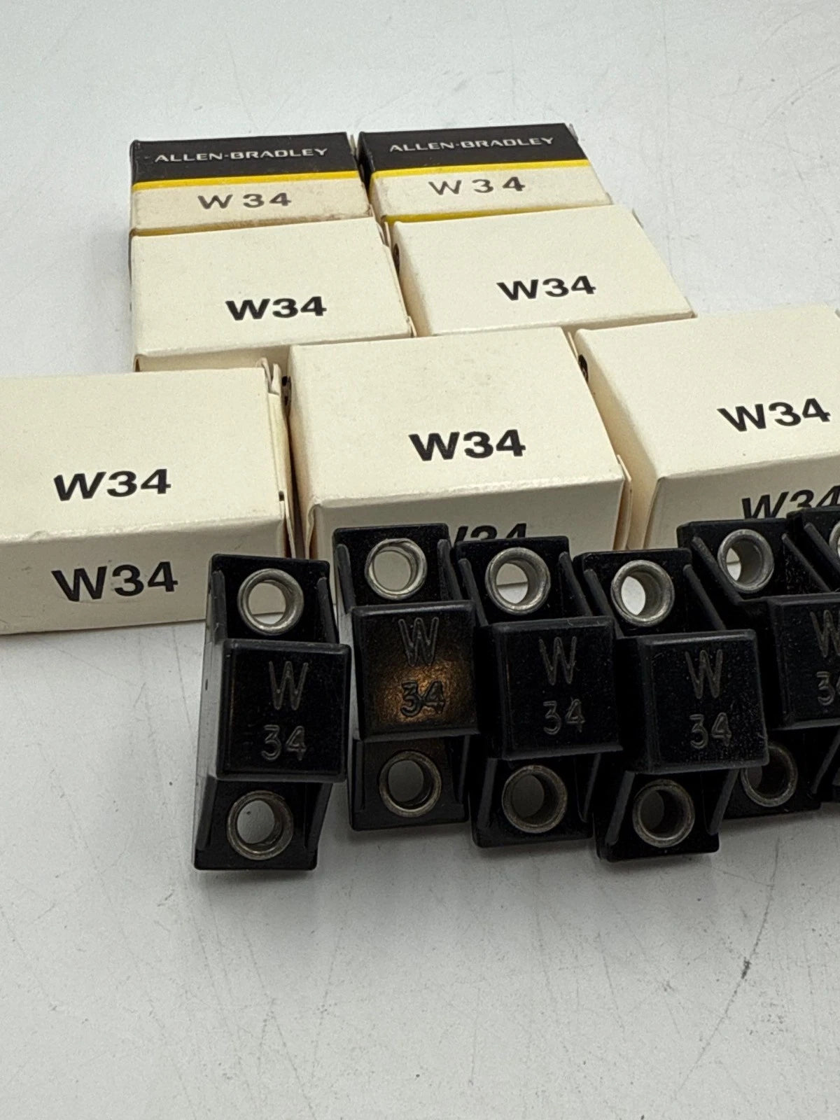 13PC Lot Allen Bradley W34 Thermal Overload Relay Heater W-34 1.80A Element Unit New