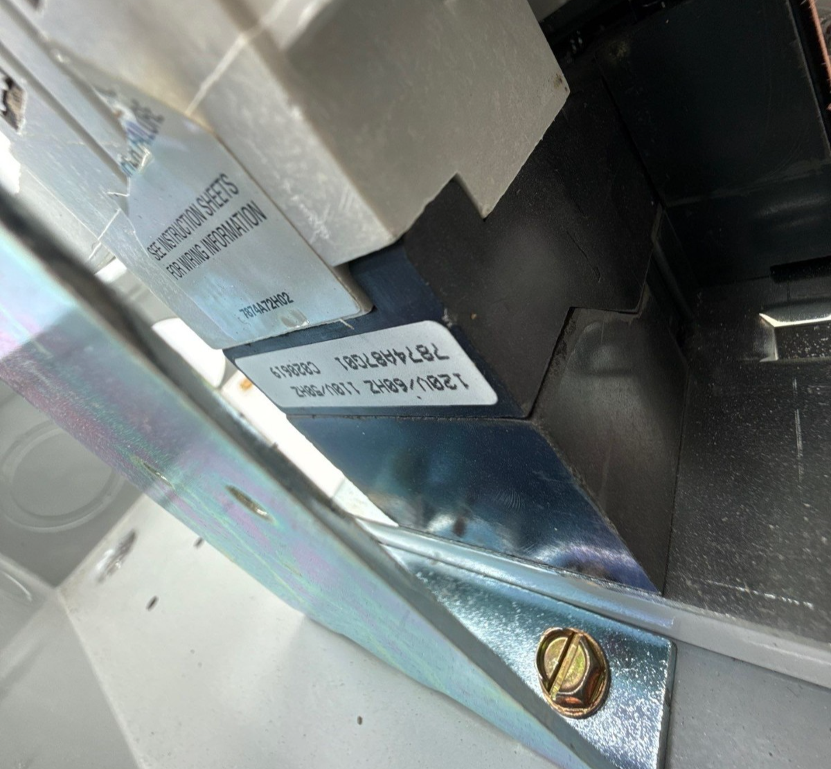 CH ECL04D1A4A Enclosed Lighting Contactor A202K2DAM 60A 4 Pole Coil 110/120V