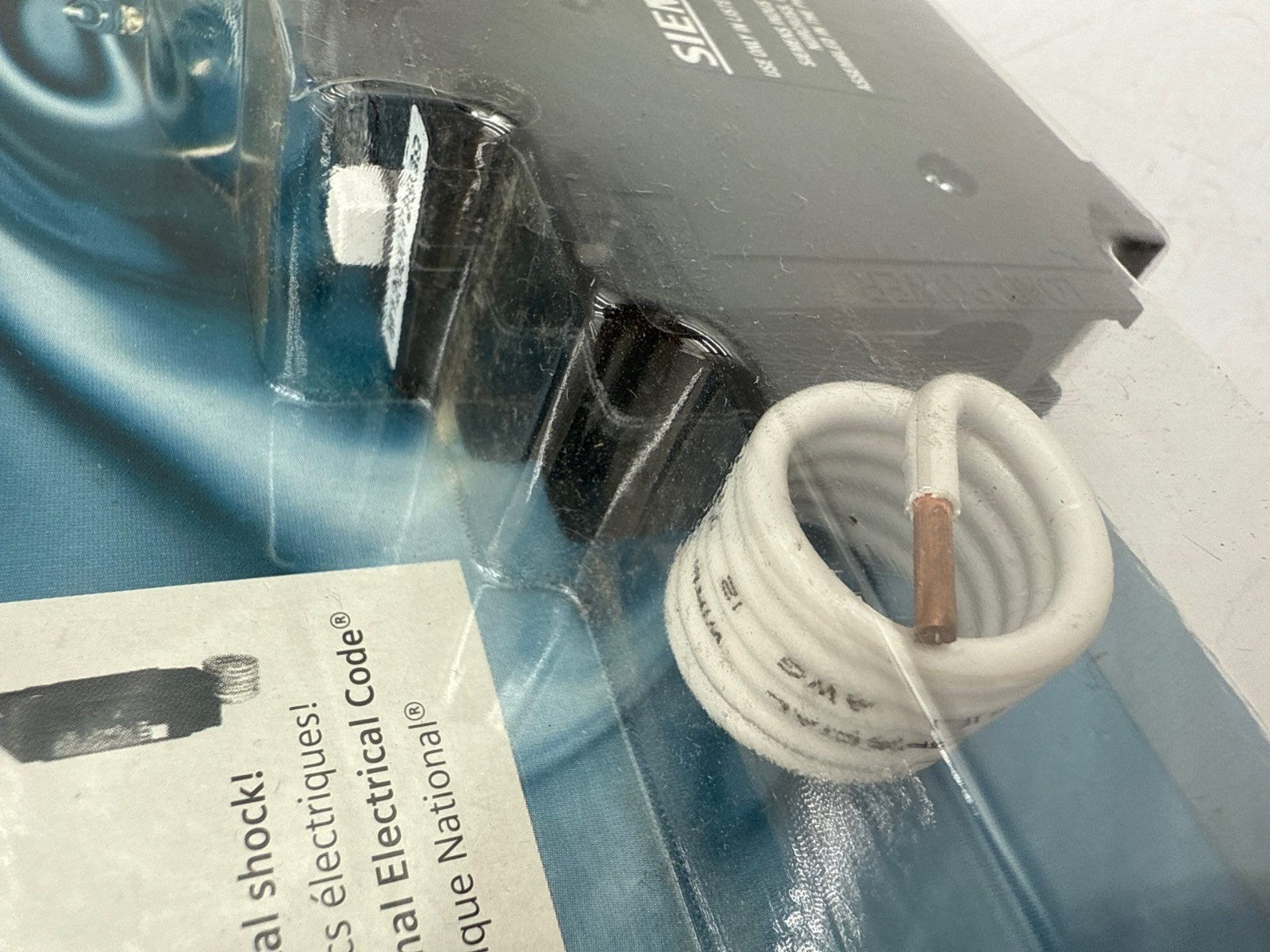 Siemens QF120P Circuit Breaker 20A 1P 120V QPF 20 Amp 1 Pole Ground Fault GFCI New