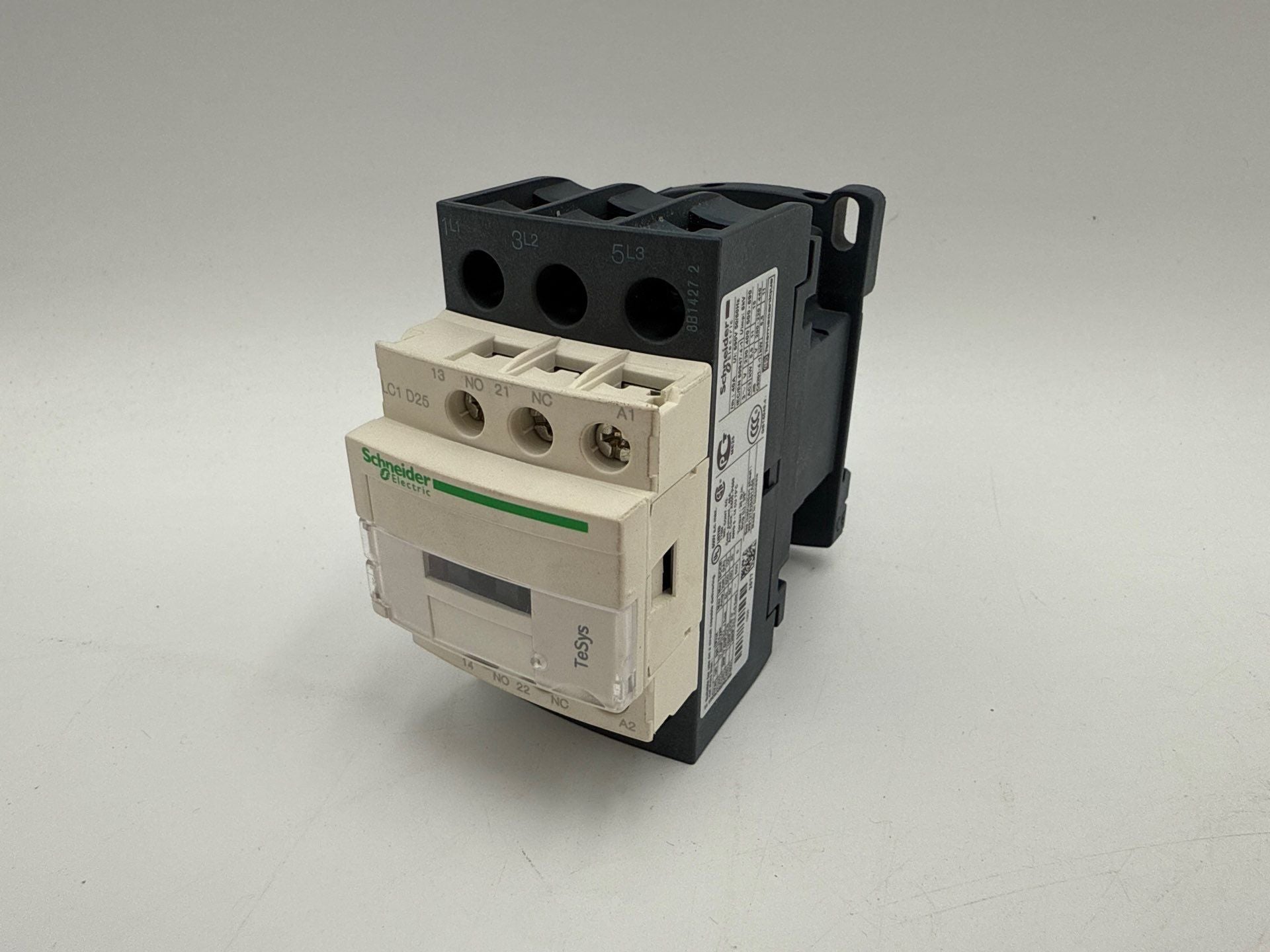 Schneider LC1D25T7 Contactor 25A 3P Coil 480VAC Non-Reversing 15HP at 480V New