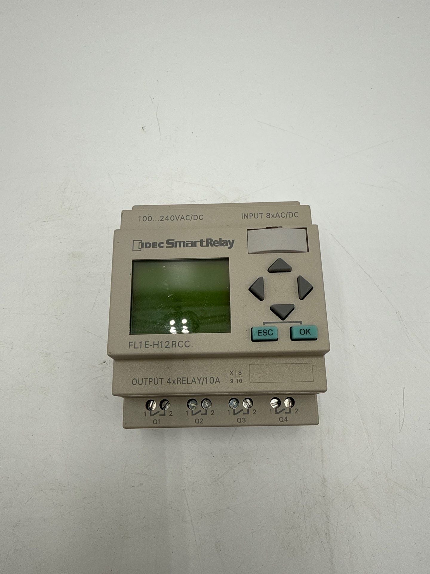 IDEC SmartRelay FL1E-H12RCC Programmable Relay 24VAC/DC 8 Input 4 Output New