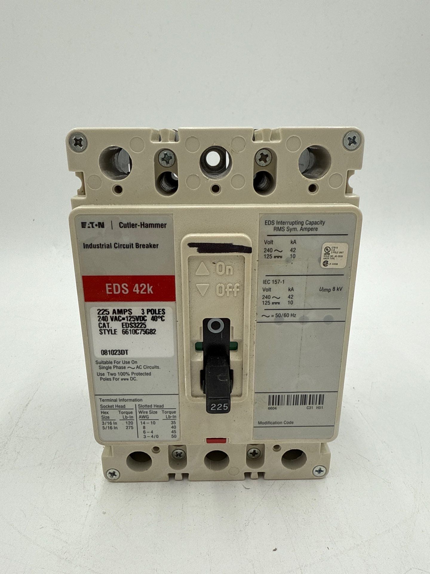 Eaton EDS3225 Circuit Breaker 225A 3P 240V 3PH EDS 42K 225 Amp 3 Pole Used