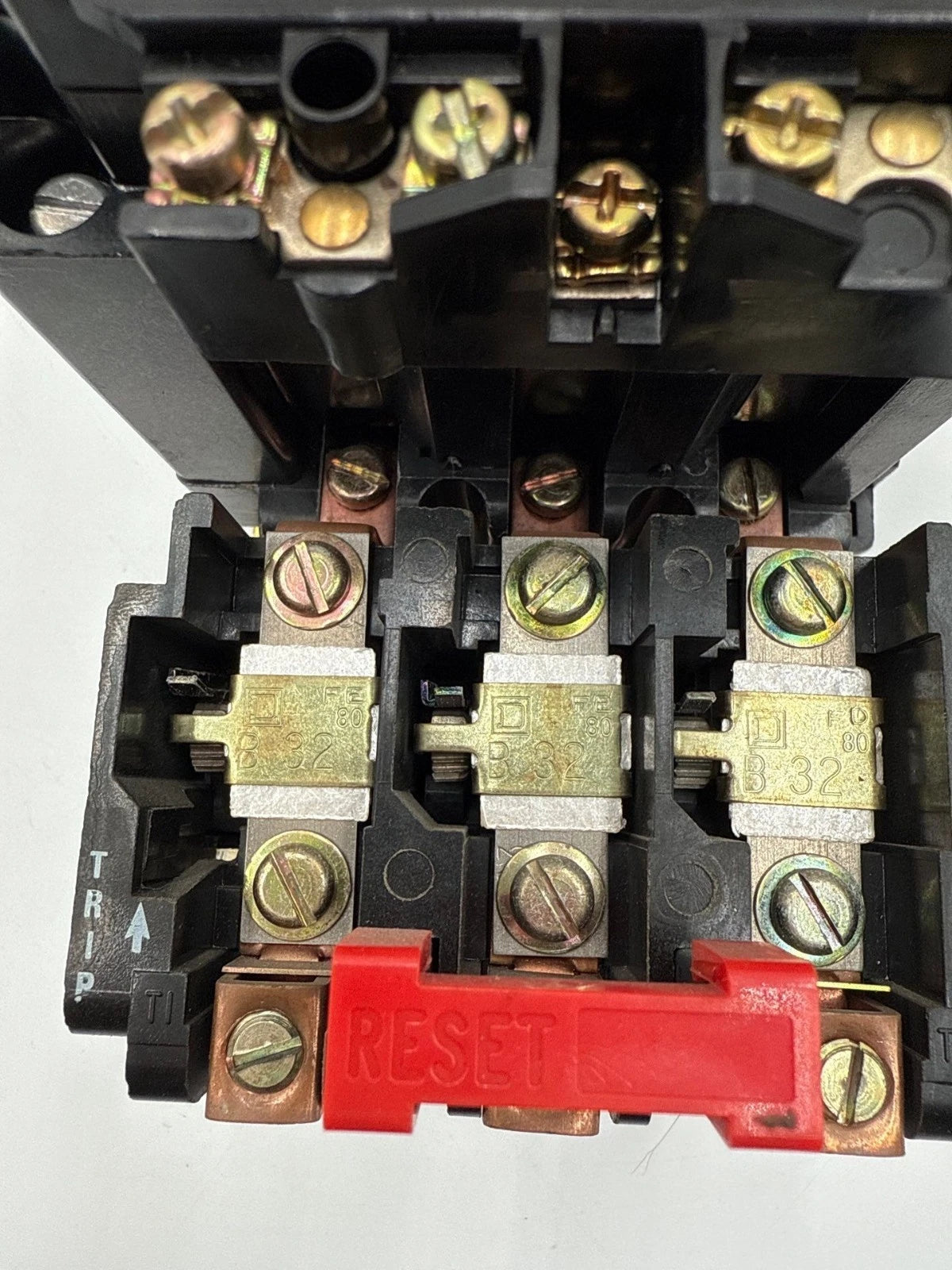 Square D 8536SD01 NEMA Size 2 Starter Coil 110/120V 3P 600V 25HP 31063-409-38 Used