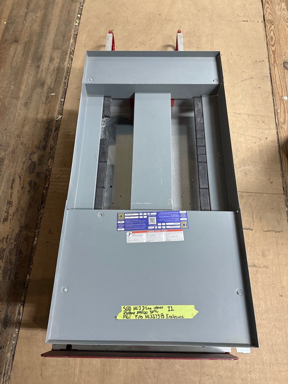 Square D HCJ Panelboard Interior 250A 240/120V 3PH 30 Circuit 250 Amp Panel MLO New