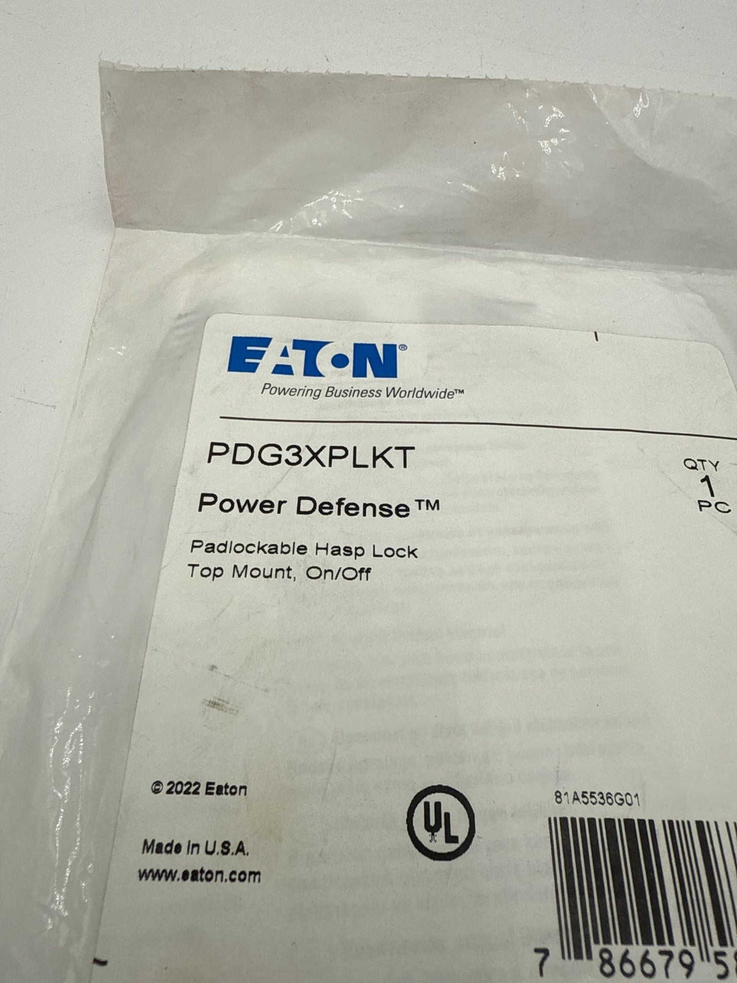 Eaton PDG3XPLKT Breaker Padlock Hasp Power Defense Padlockable Hasp Lock Top Mount On/Off New