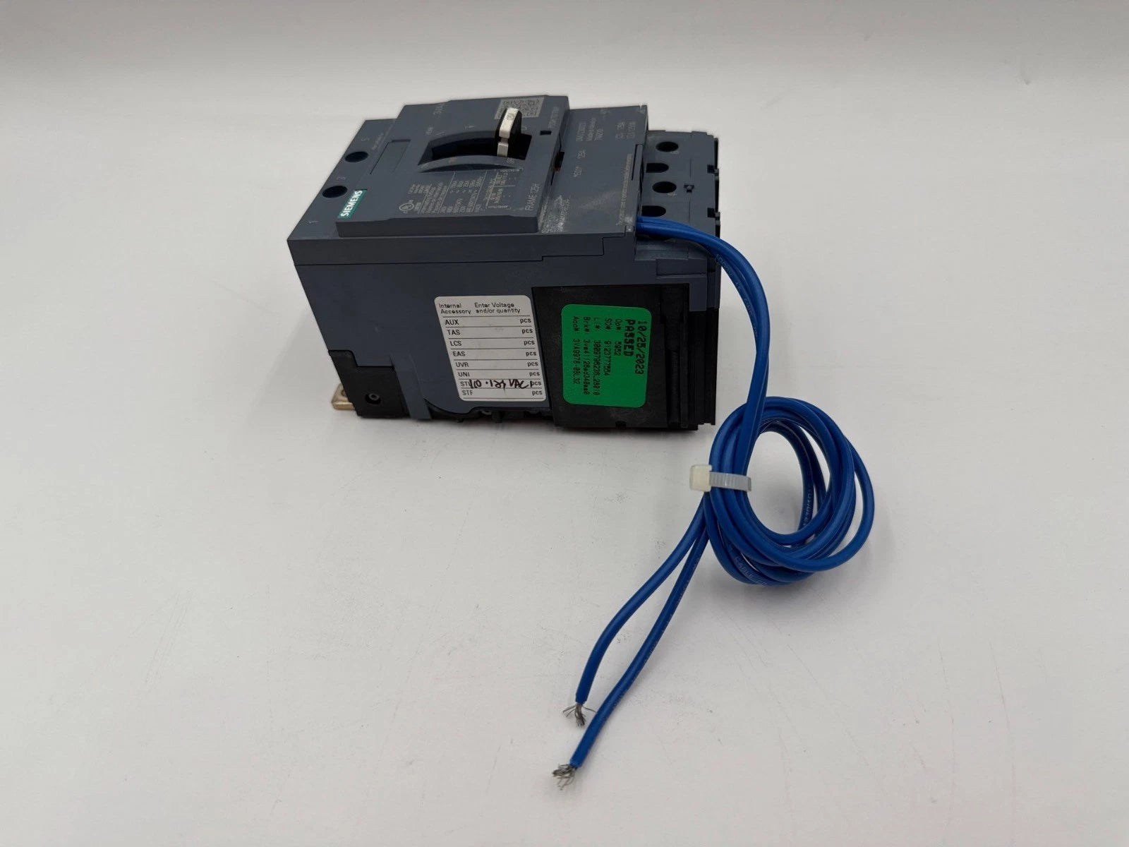 Siemens 3VA4112-6ED34-0AA0 Circuit Breaker 125A 3P 600V Shunt Trip 3VA9978-0BL32 New