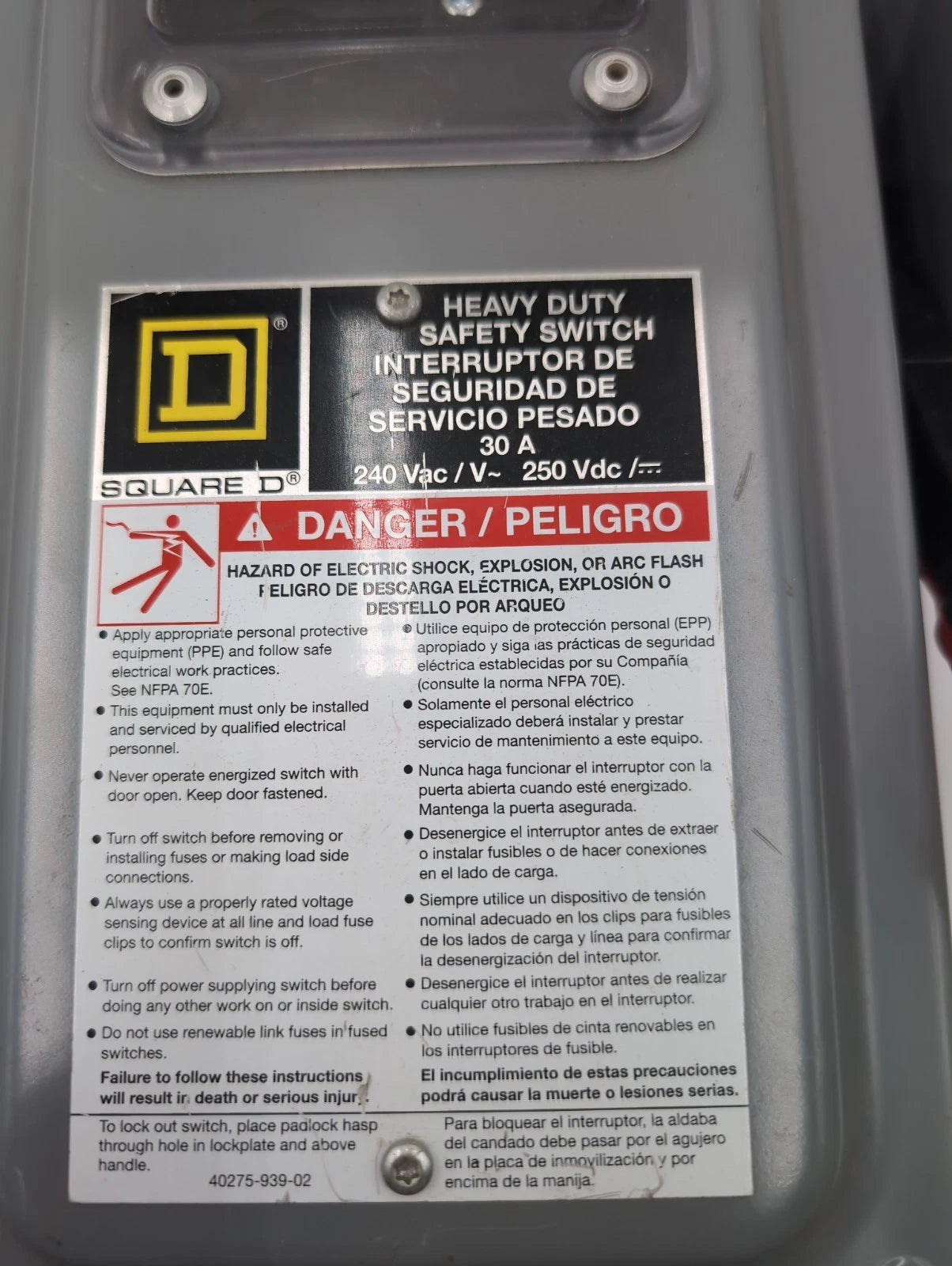 Square D H221N Safety Disconnect Switch 30A 2P 240V Type 1 Encl Window 30 Amp New