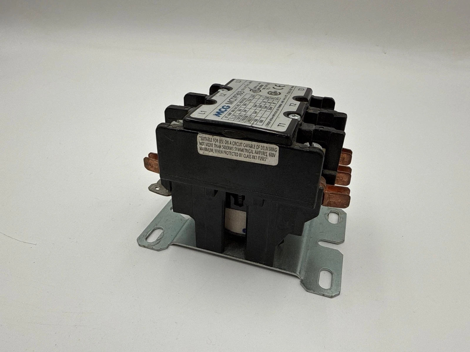 MCG MCDP303 Definite Purpose Contactor 40A 3P 600V 3PH 20HP Coil 277V 40 Amp Used