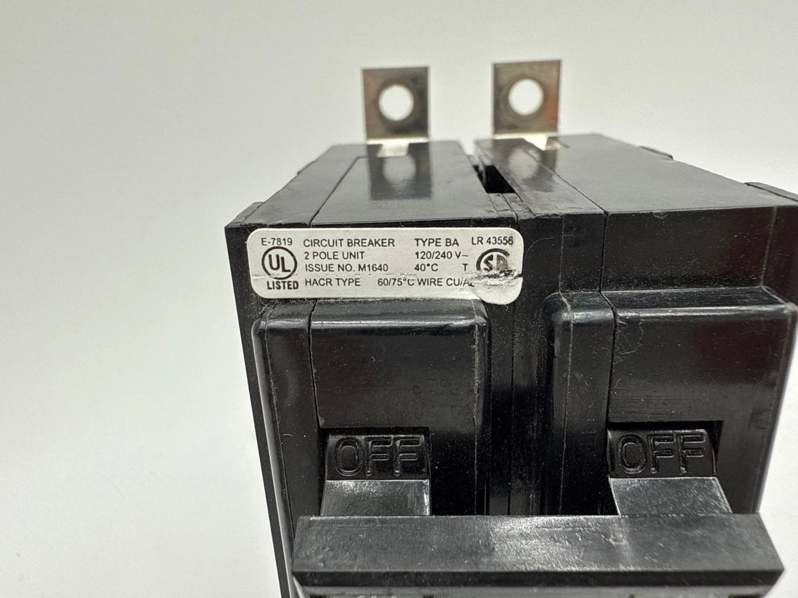 Cutler Hammer BAB2020H Bolt On Circuit Breaker 20A 2P 120/240V BAB2020 BA220 New