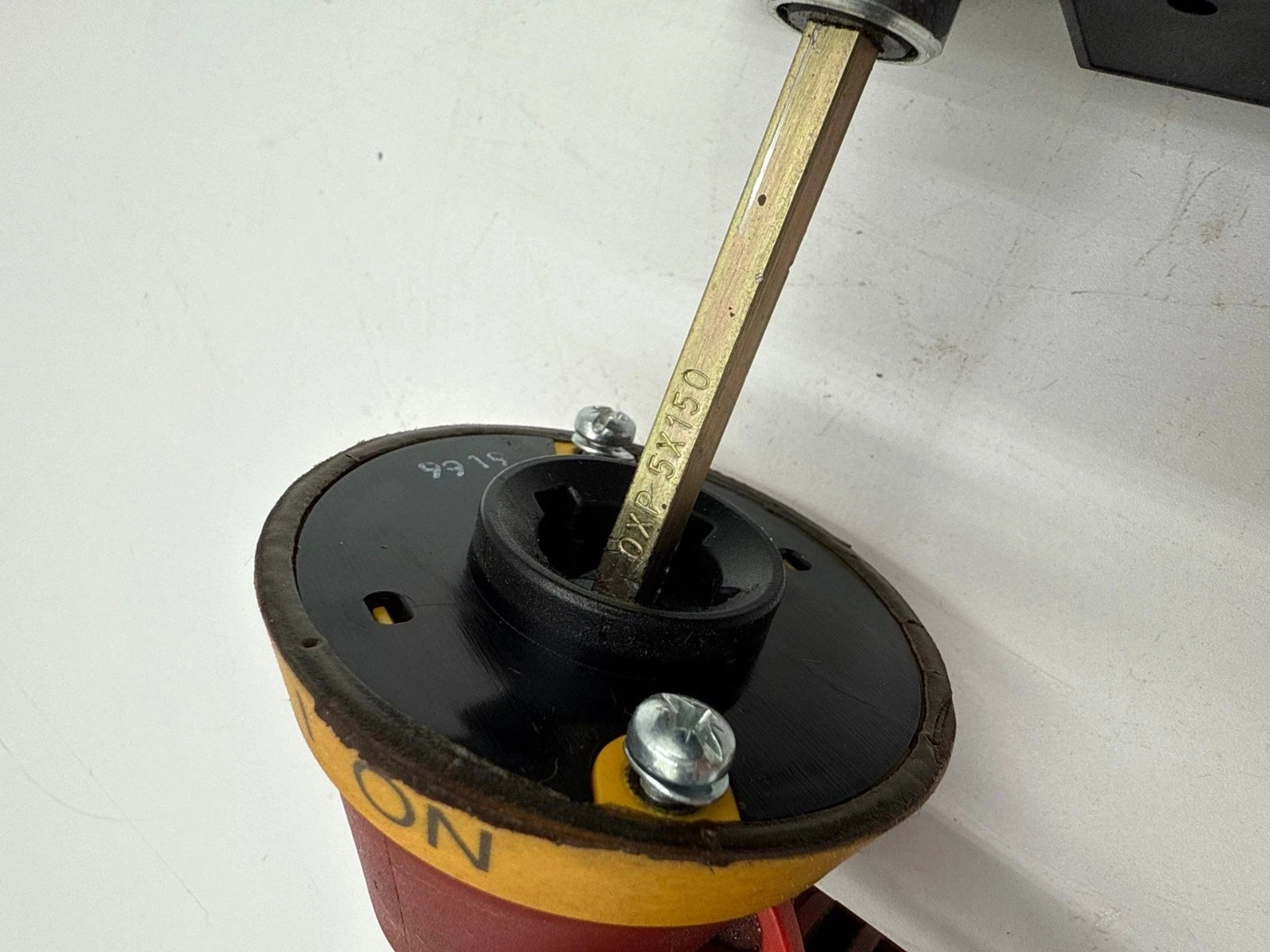 ABB OESA-CF30CC6 Disconnect Switch 30A 3P 600V Fused 3PH 7.5HP 30 Amp 3 Pole Used