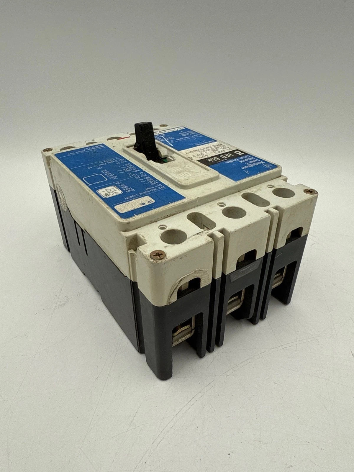 Westinghouse HFD3030L Circuit Breaker 30A 3P 600V 3PH HFD Bolt On 30 Amp 3 Pole Used