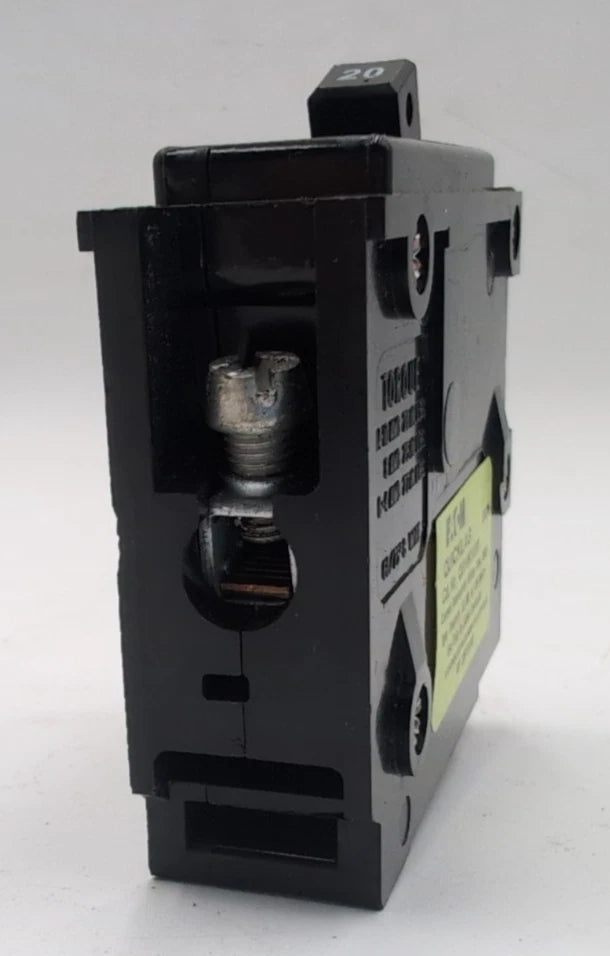 Eaton CH QBHW1020 Circuit Breaker 20A 240V 1P QBHW 22kA Bolt On 20 Amp 1 Pole Used