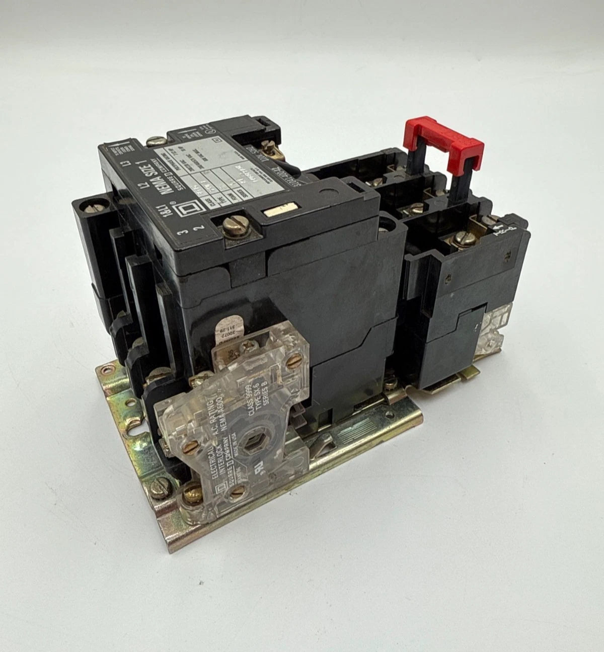 Square D 8536 SCO3 S NEMA Size 1 Starter 27A 10HP 3P 600V Coil 110/120V 8536SC03 Used