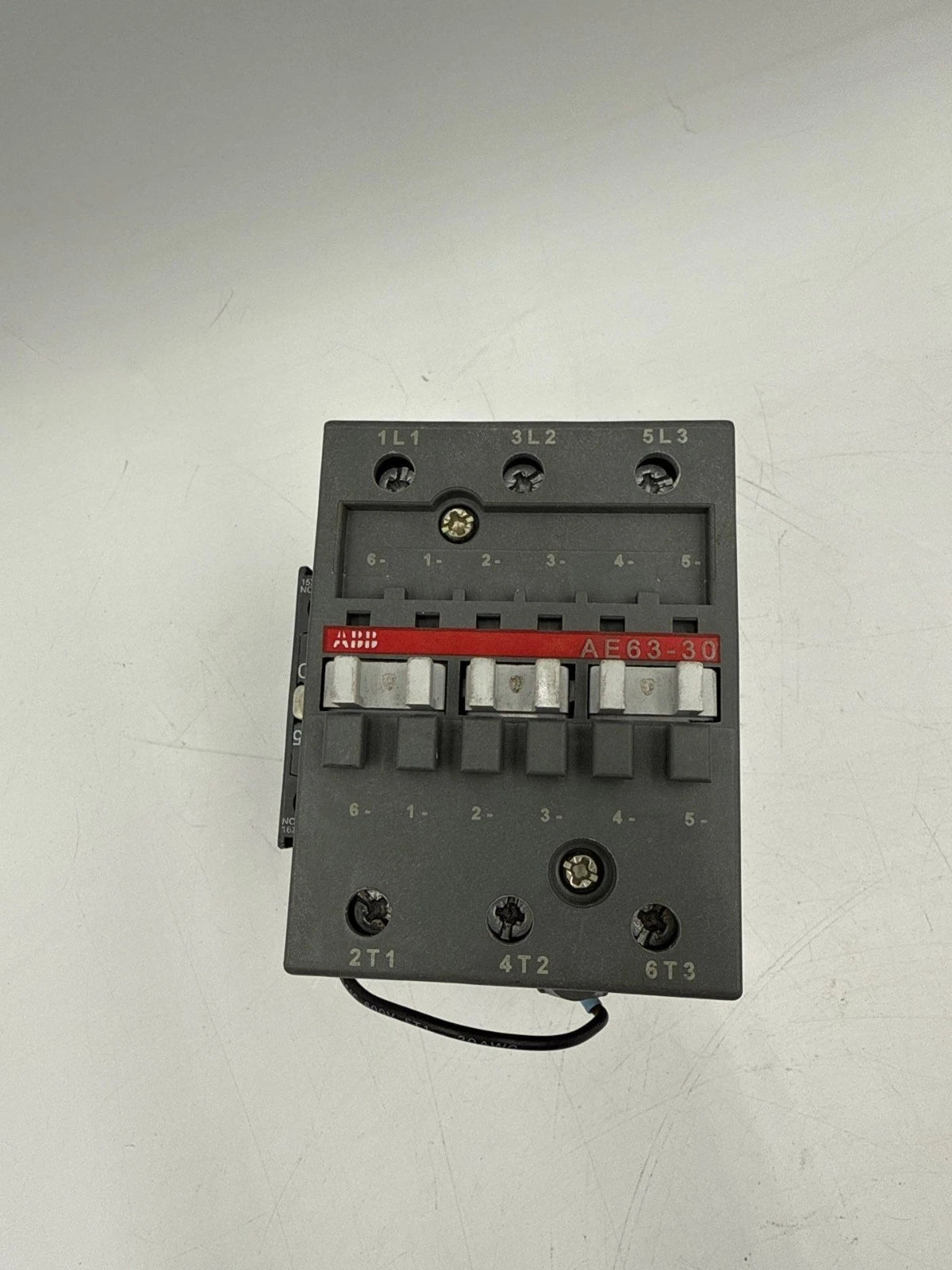 ABB AE63-30 Contactor 90A 3P 600V 3PH 60HP Coil 24VDC CDL5-01 Aux Contact Block Used
