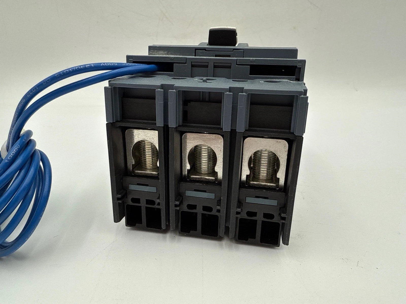 Siemens 3VA4112-6ED34-0AA0 Circuit Breaker 125A 3P 600V Shunt Trip 3VA9978-0BL32 New