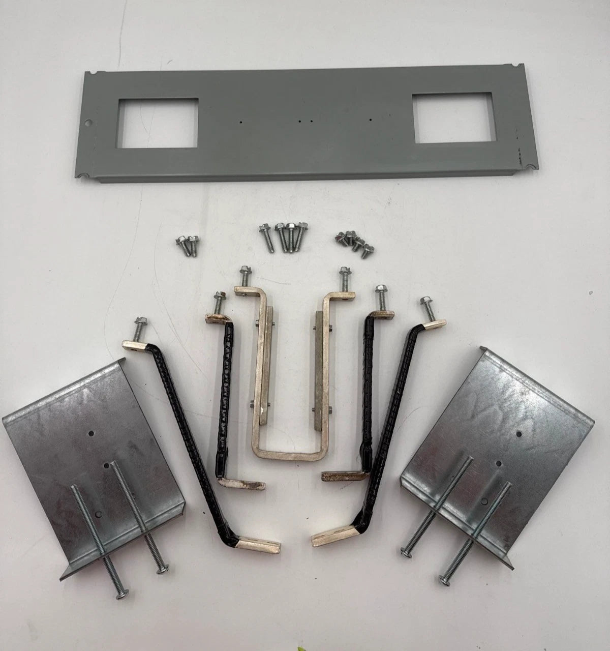 Siemens SF6D Twin Mounting Hardware 250A 600V 3P FXD6 FD6 HFD6 Frame Breaker 19" Used