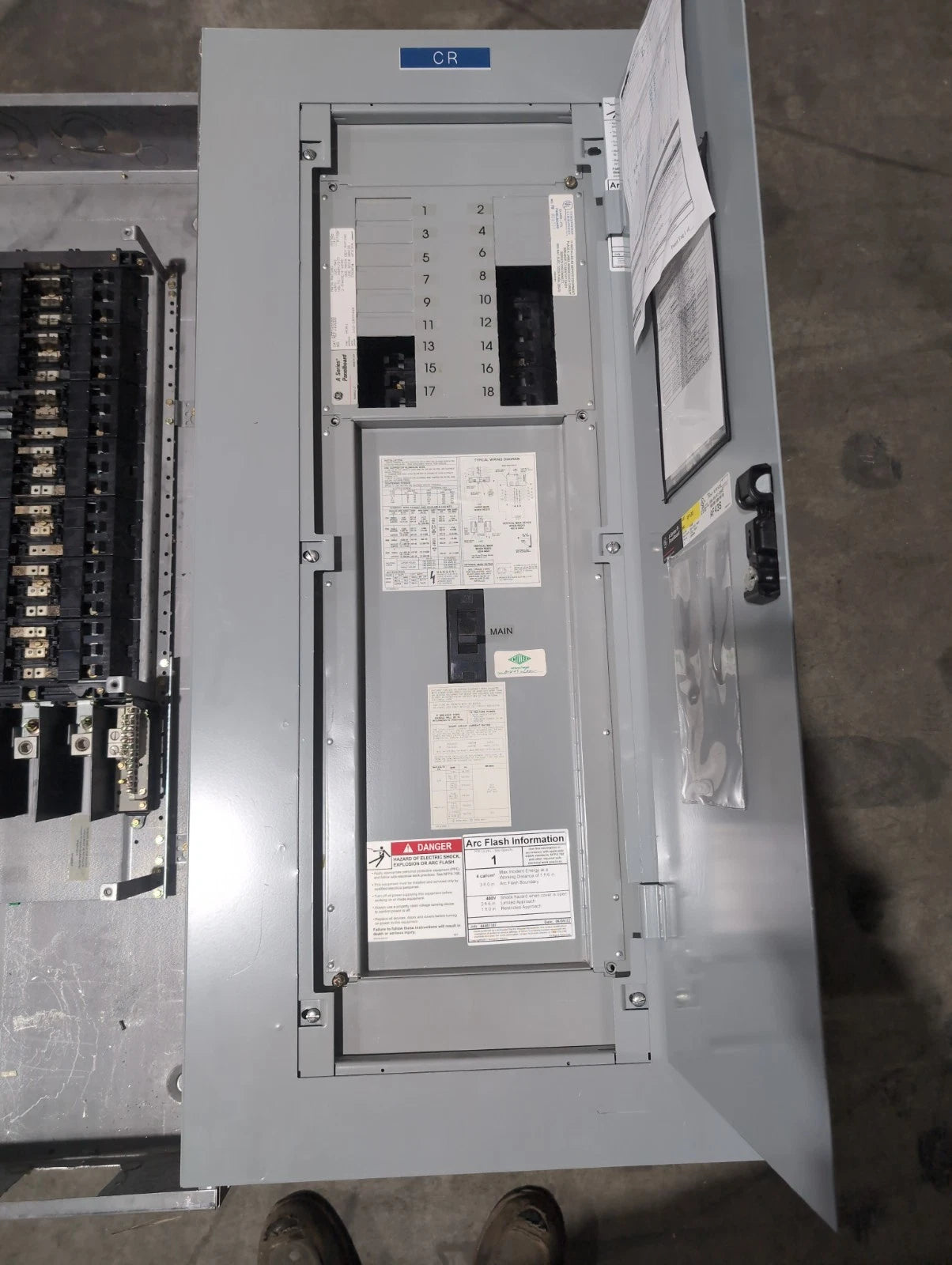 GE AEF3182BB Panelboard 225A 480/277V 3PH 4W 18 Cir MCB Panel 225 Amp TFJ236225 Used
