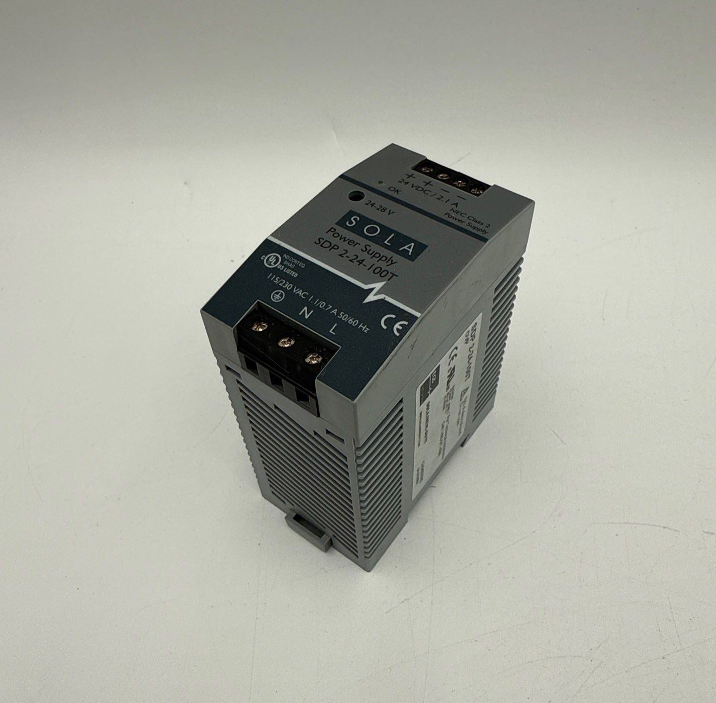 SOLA SDP 2-24-100T Power Supply 24VDC-28VDC 115-230VAC 1.1/0.7A 50/60Hz Used