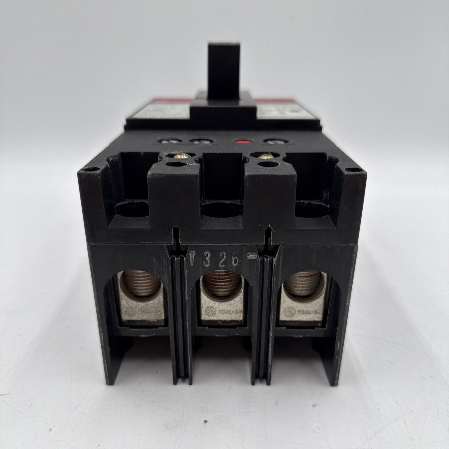GE TFL236225WL Circuit Breaker 225A 3P 600V 3PH TFL 225 Amp 3 Pole Used