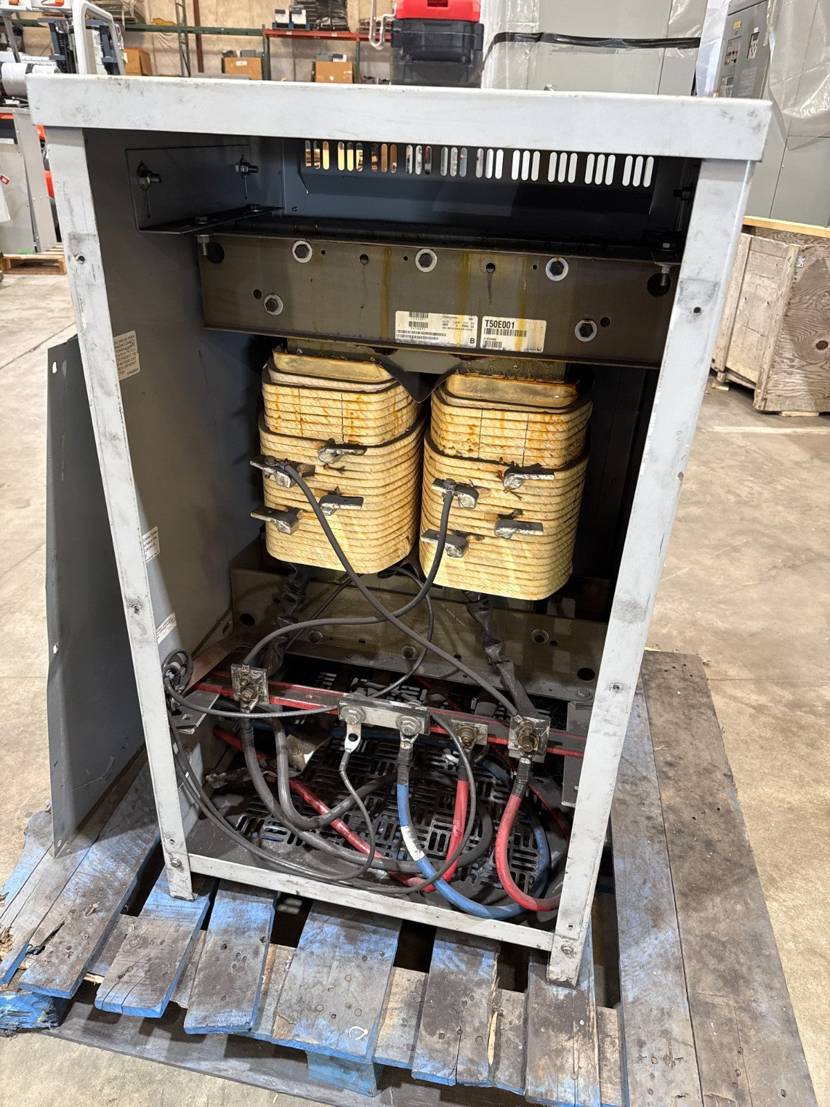 50kVA Eaton T20P11S50EE Transformer Pri 240/480V Sec 120/240V 1PH Indoor Encl Used