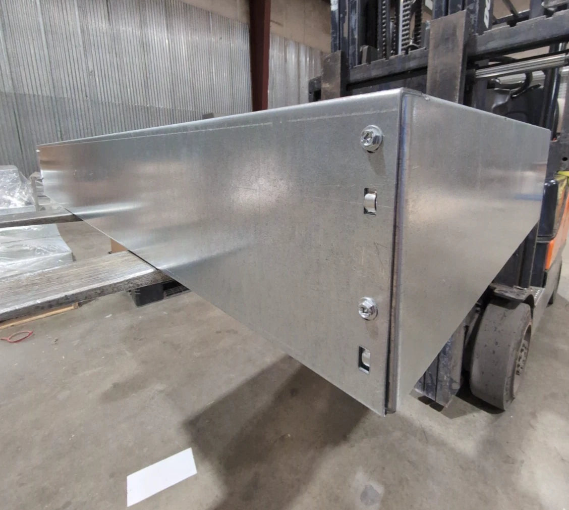 Siemens P1 Panelboard 250A 480/277V 3PH MLO Panel 250 Amp 42 Cir P1E42ML250ATST New