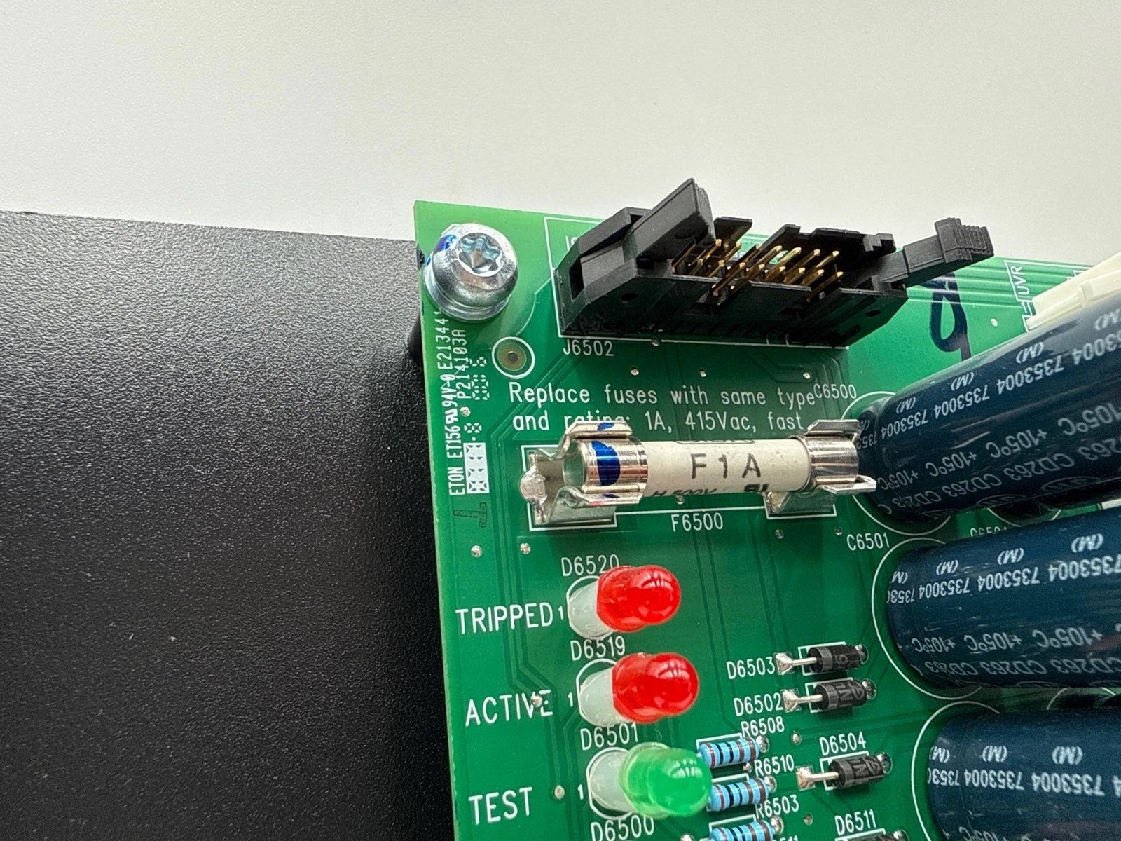 APC 640-4711B REV. 03 EPO Connection And Trip Board 6404711B With Enclosure Used