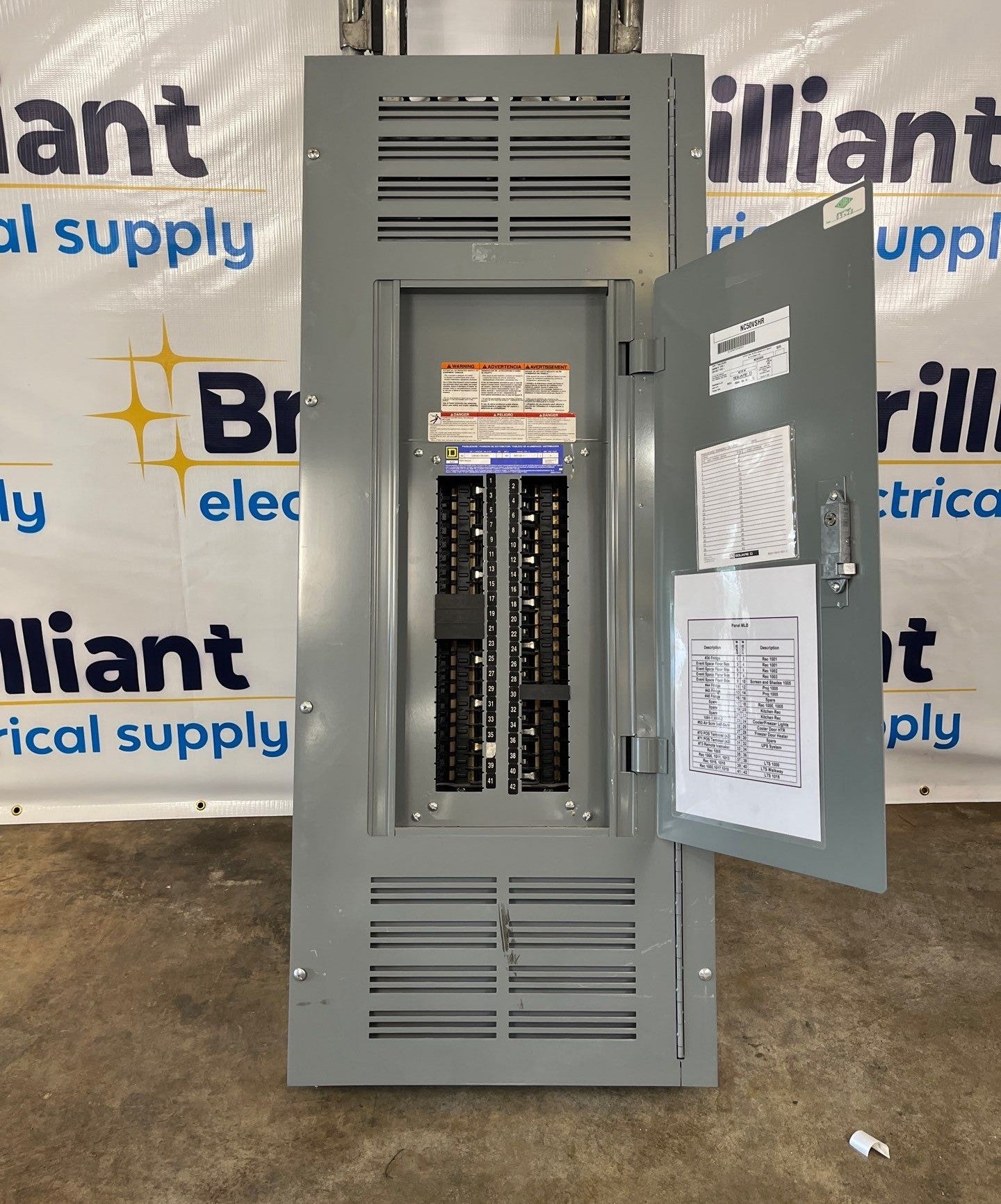 Square D NQ Panelboard 400A 208/120V 3PH 4W MLO 42 Circuit Indoor Encl MH50 Used