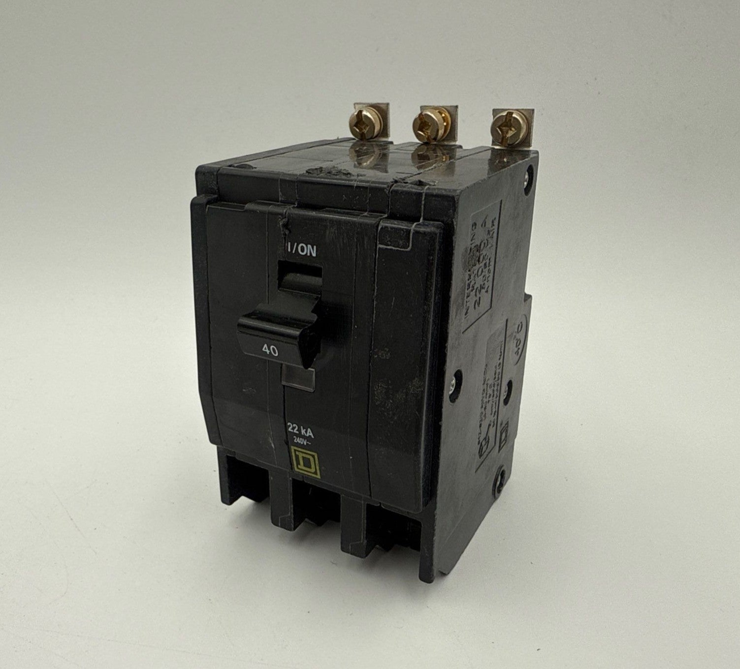 Square D QOB340VH Circuit Breaker 40A 3P 240V 22kA QOB 40 Amp 3 Pole New