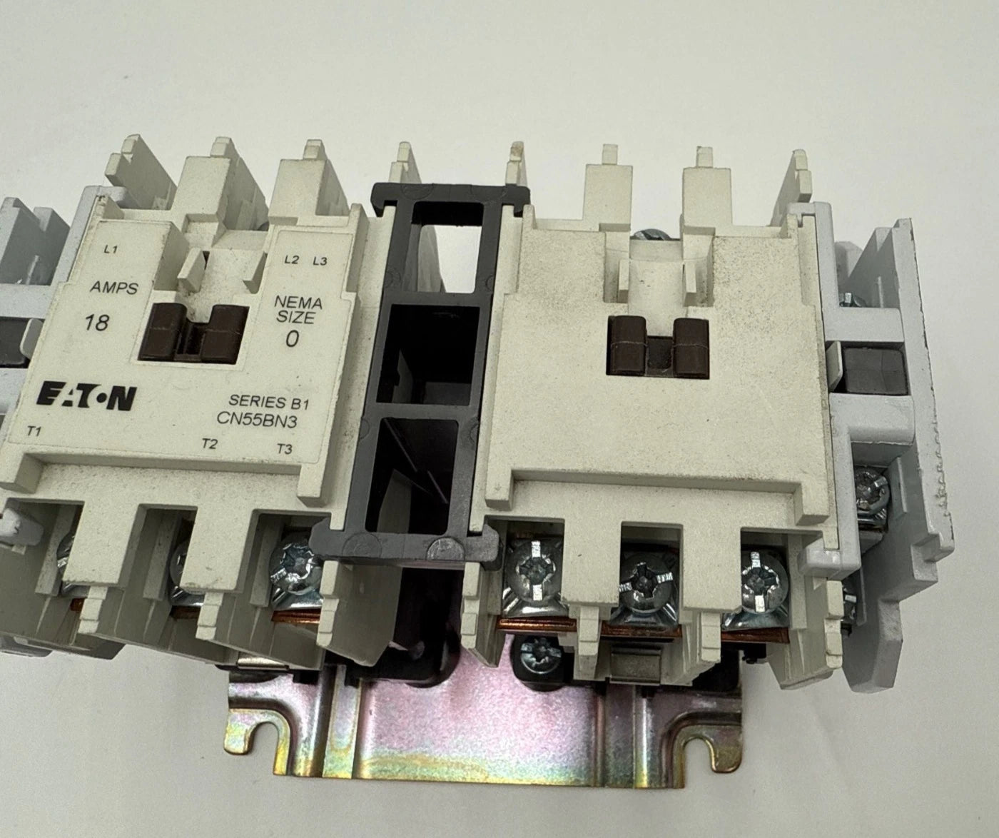 Eaton CN55BN3 Reversing Contactor NEMA Size 0 18A 3P 5HP Coil 110/120V CN55BN3AB Used