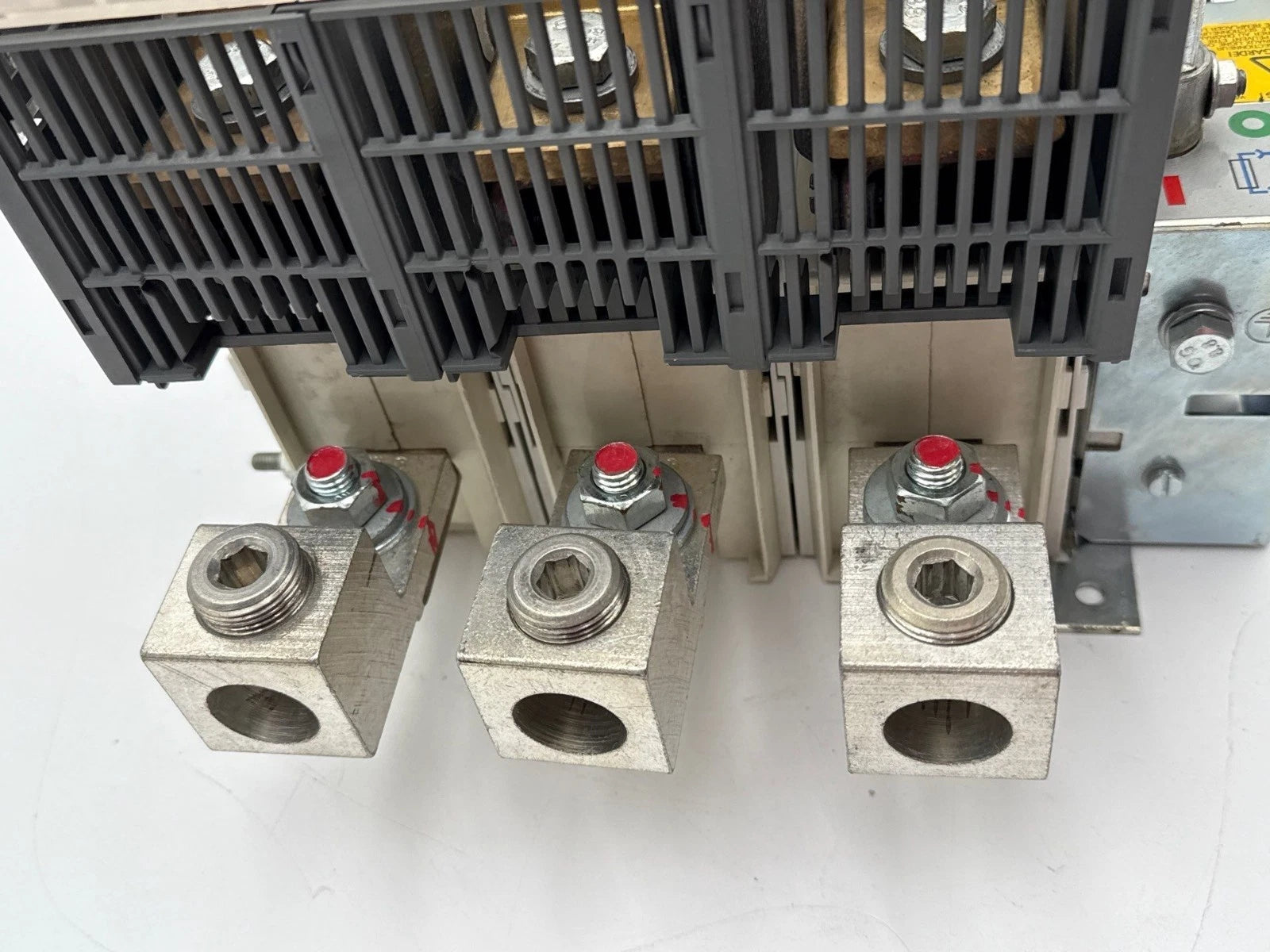 ABB OES400J3 Fused Disconnect Switch 400A 3P 600V 3PH 350HP 400 Amp Fuses AJT250 Used