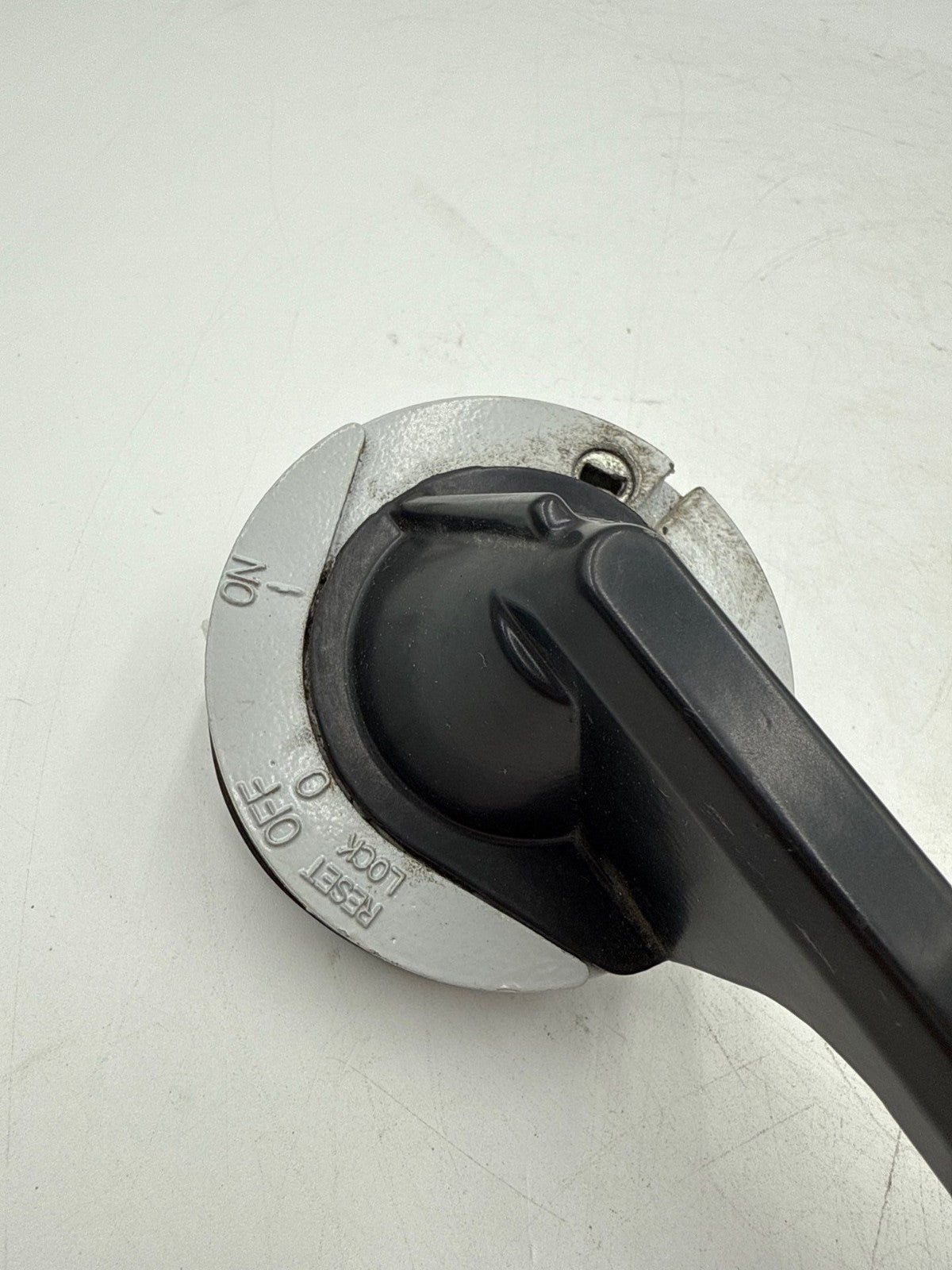 Square D 9421LH6 Handle for Circuit Breaker Operating Mechanism 6" Switch Assy Used