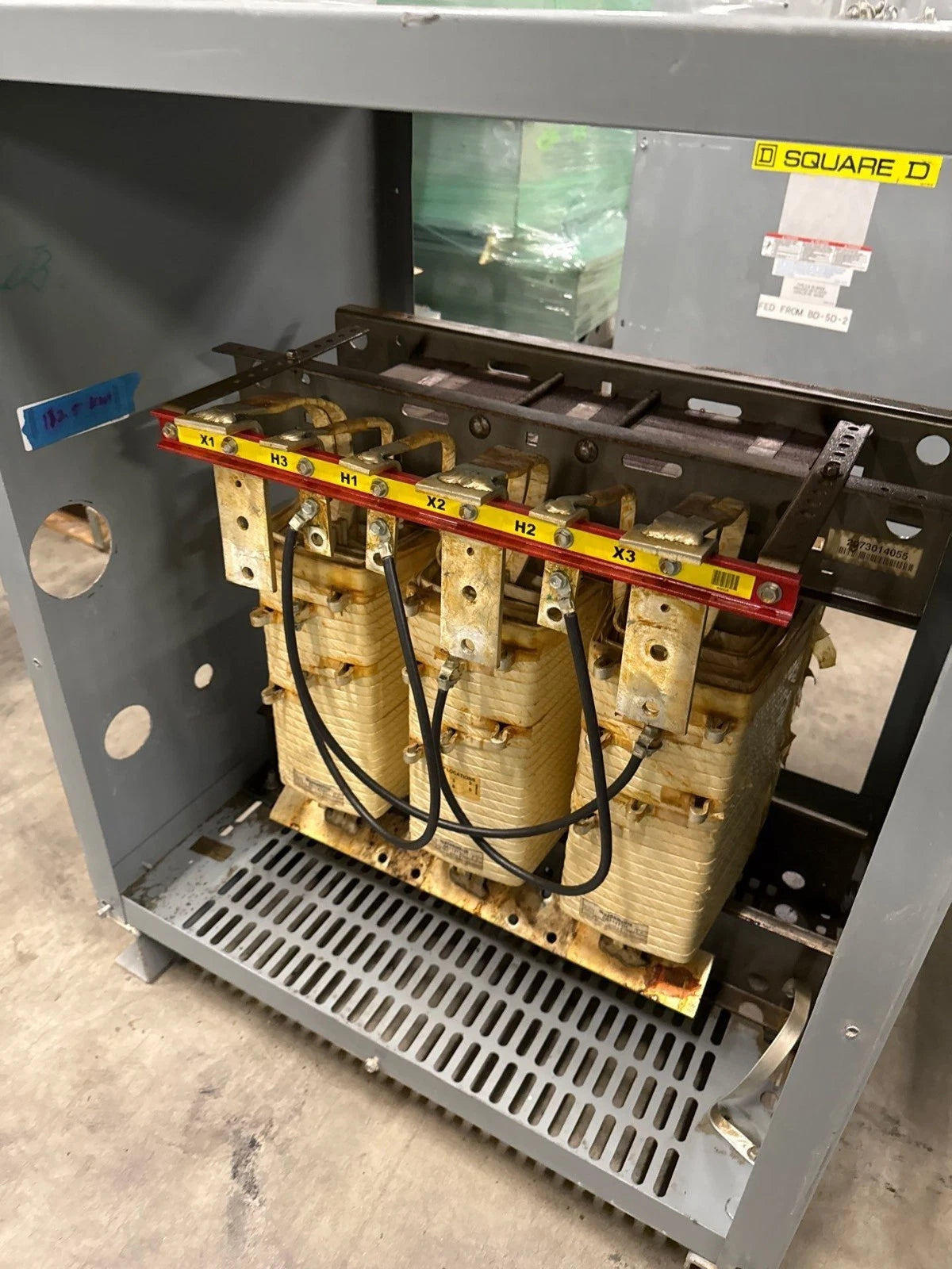 Square D 112.5KVA EE112T3H 3PH Transformer Pri 480V Sec 208Y/120V Indoor T283 Used
