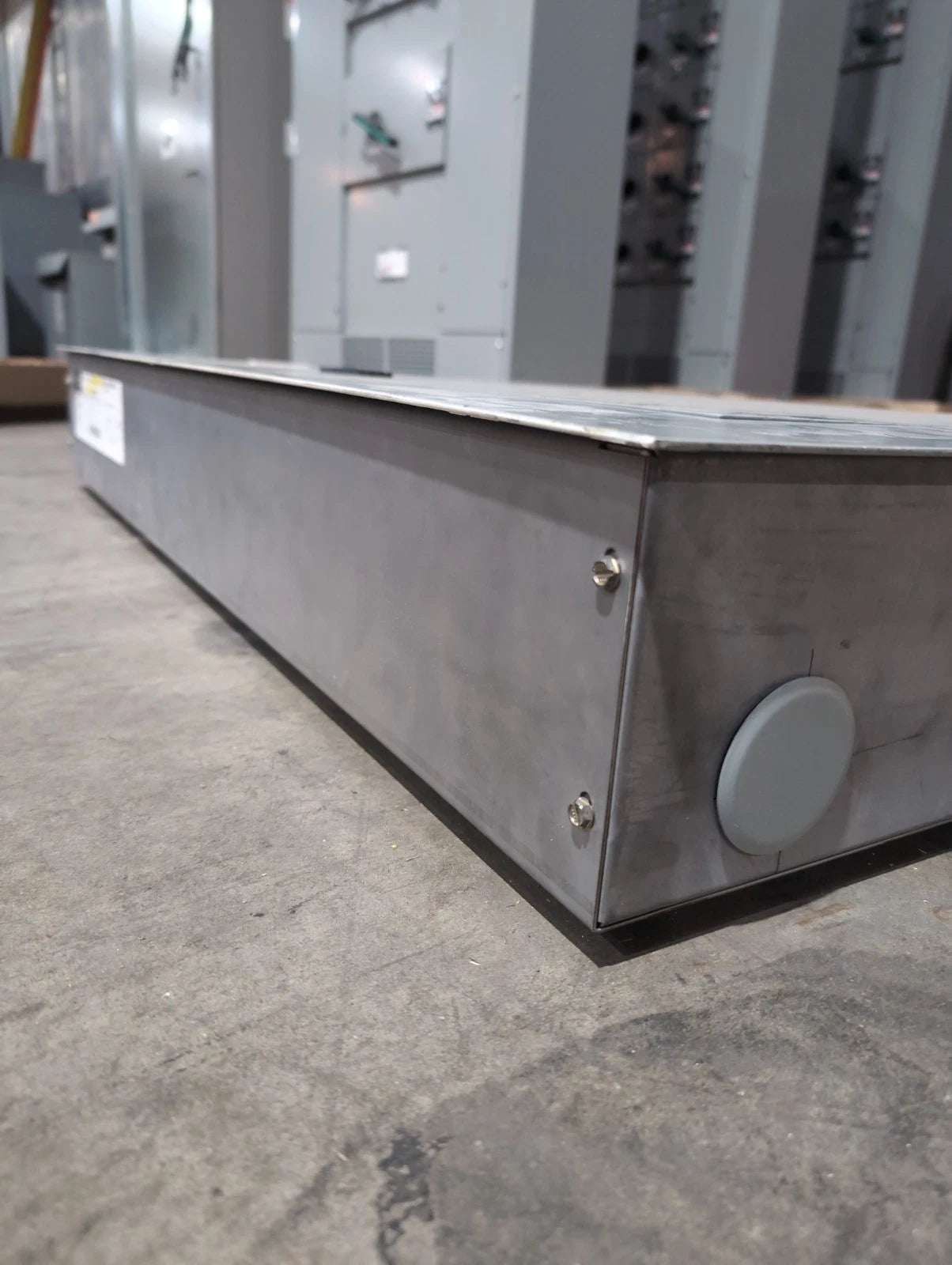 GE AQF3422MB Panelboard 225A 208/120V 3PH 4W MLO Panel 225 Amp 42 Circuit Used